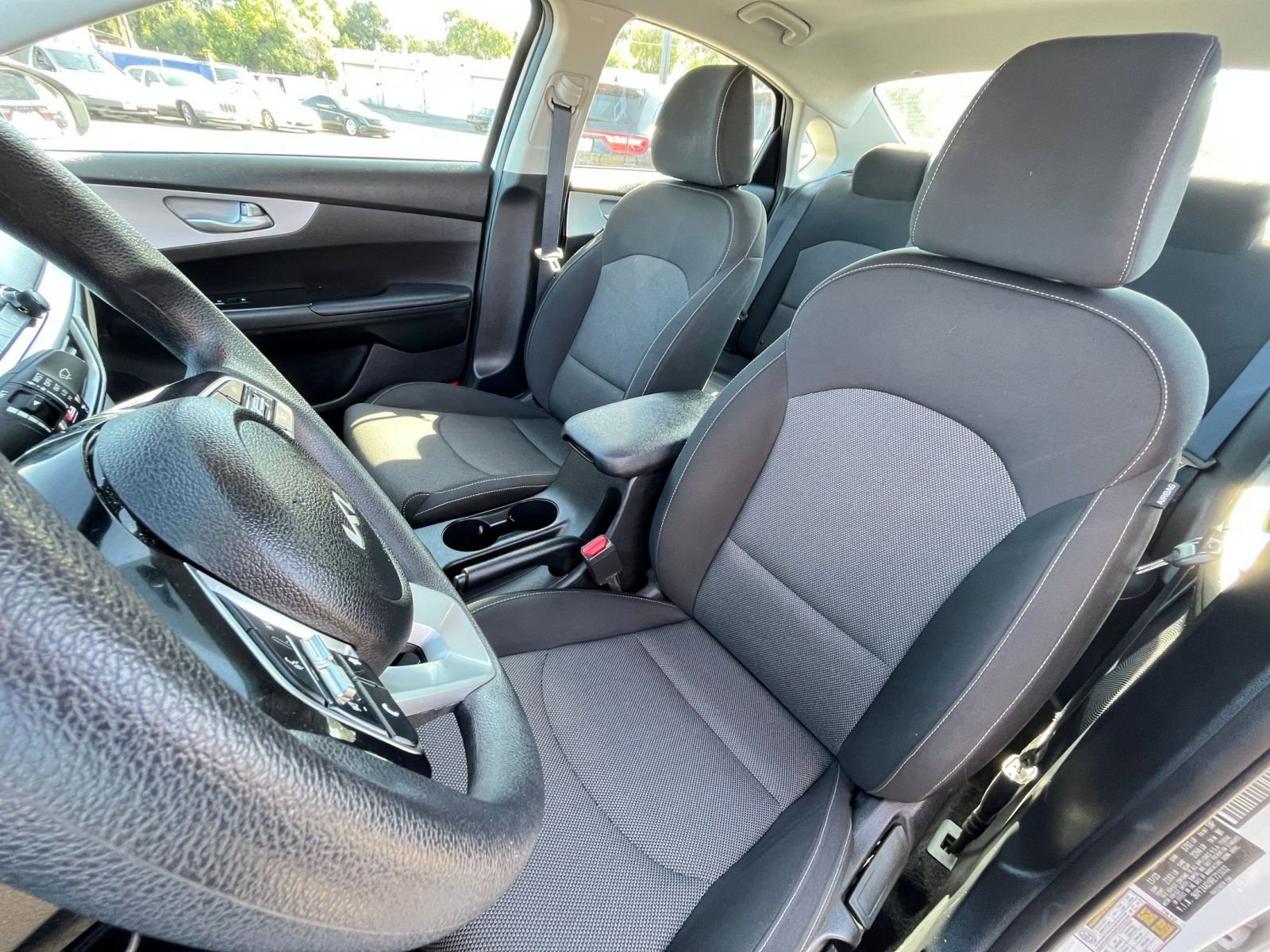 Thumbnail: 2024 Kia Forte - 34