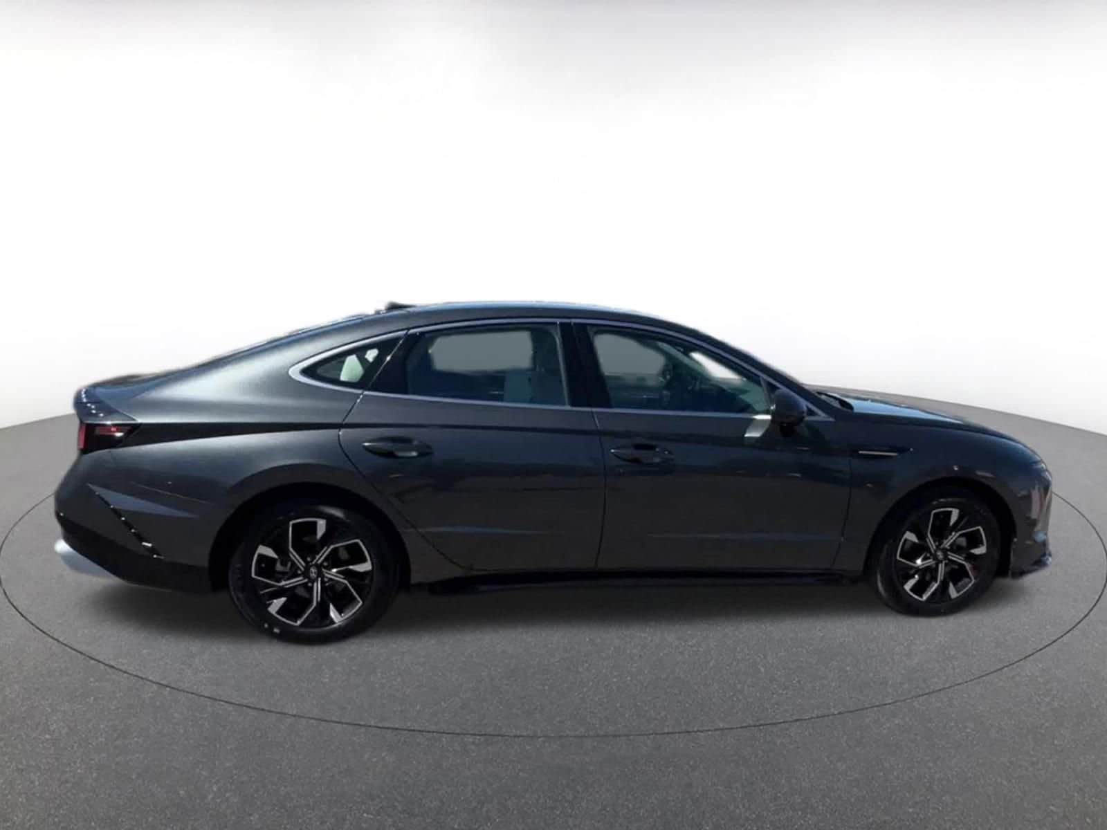 Thumbnail: 2025 Hyundai Sonata - 16