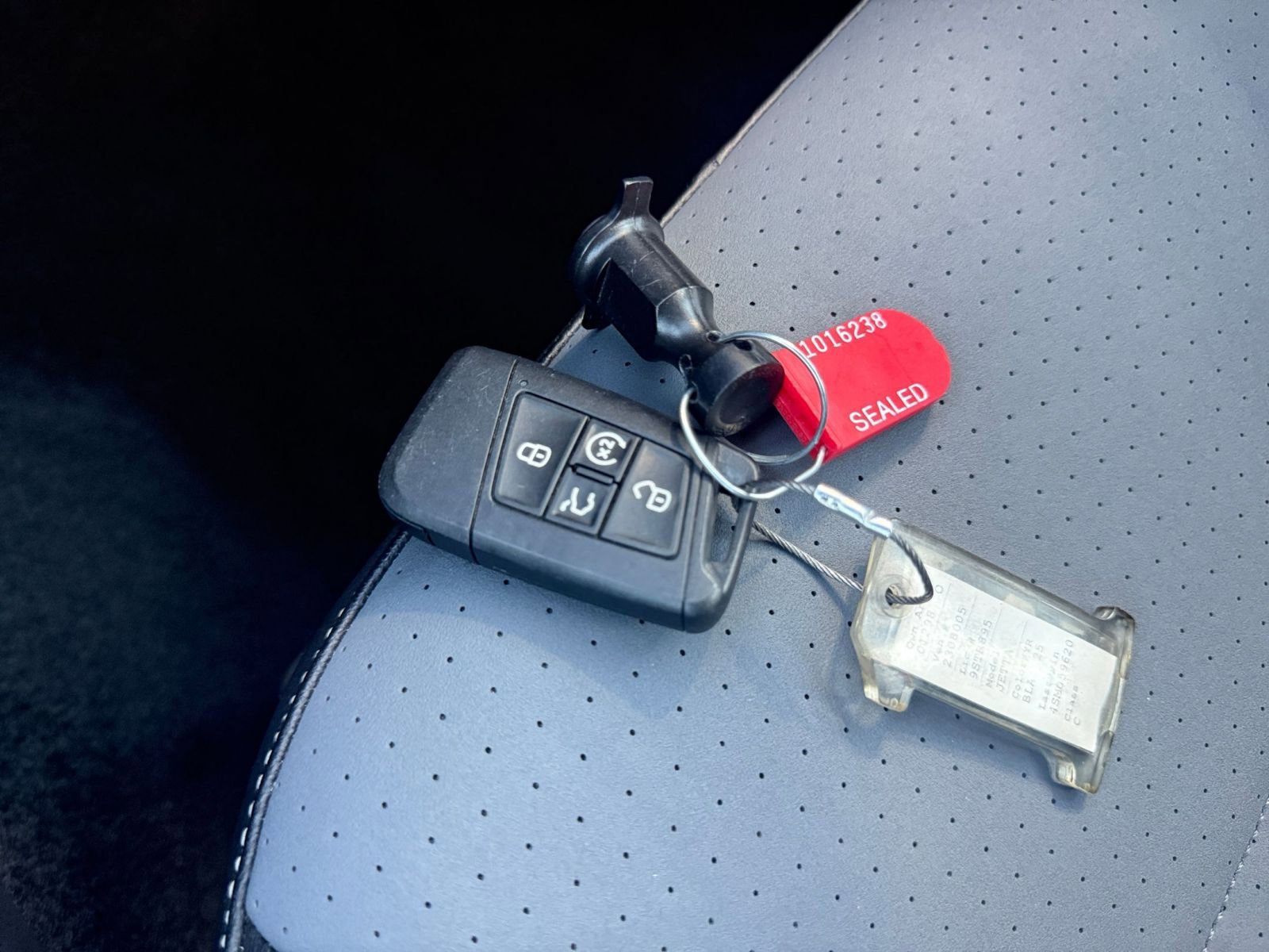 Thumbnail: 2025 Volkswagen Jetta - 21