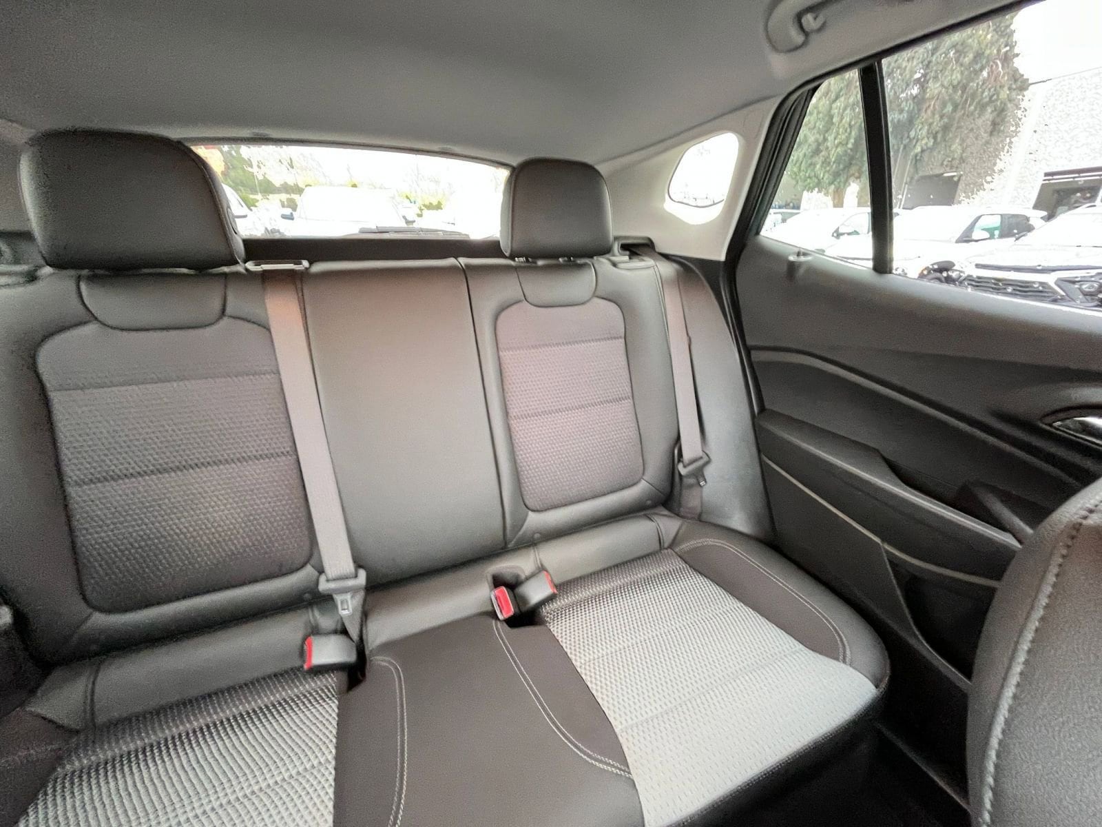 Thumbnail: 2025 Chevrolet Trax - 35