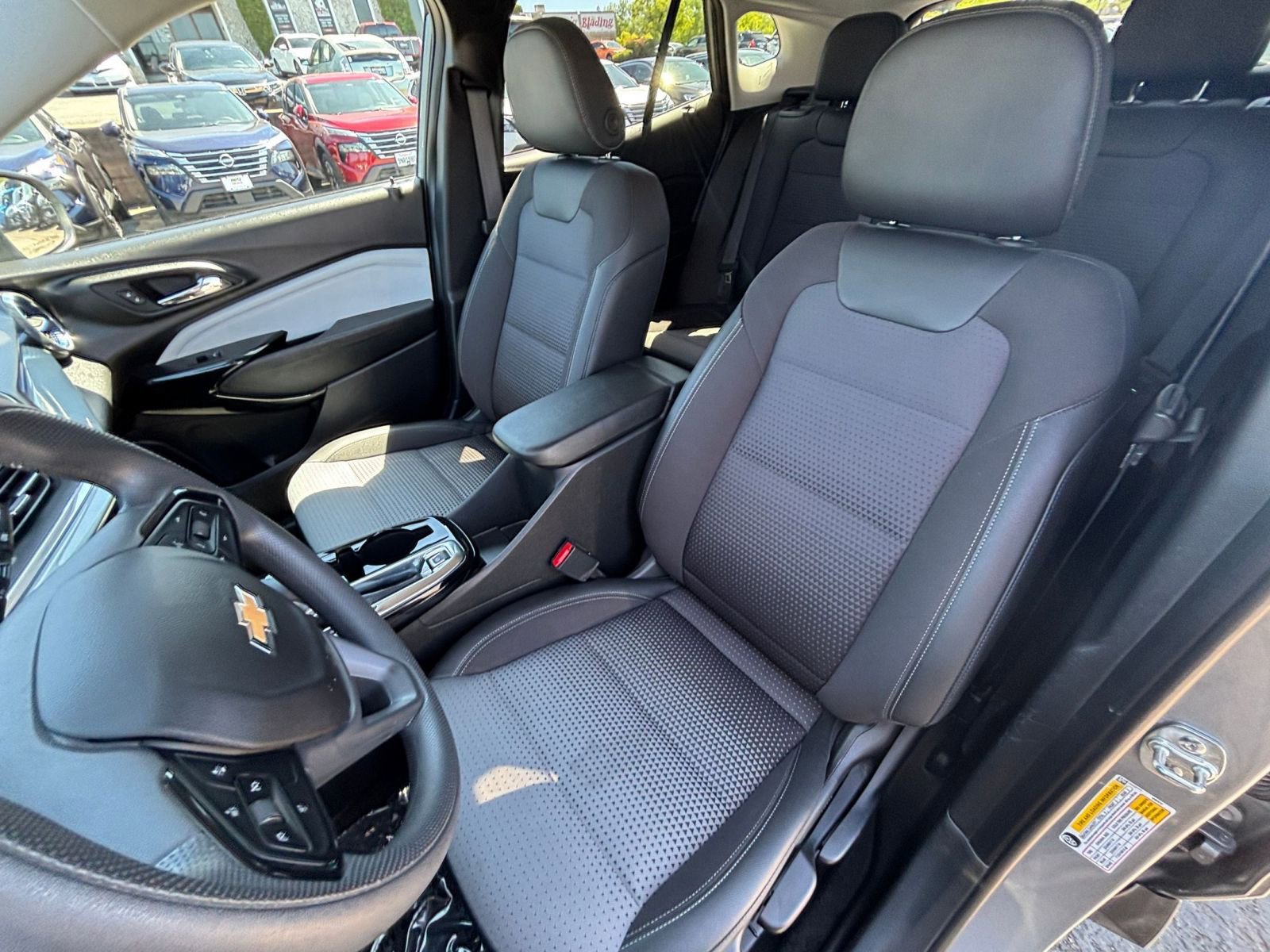 Thumbnail: 2025 Chevrolet Trax - 32