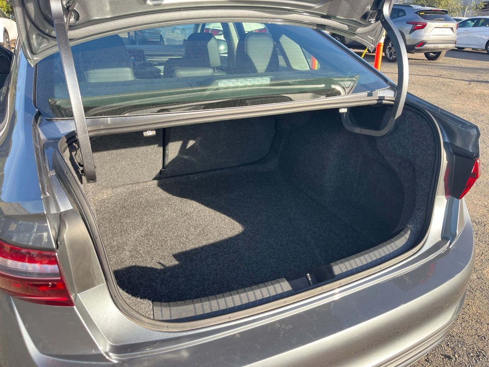 Thumbnail: 2025 Volkswagen Jetta - 30