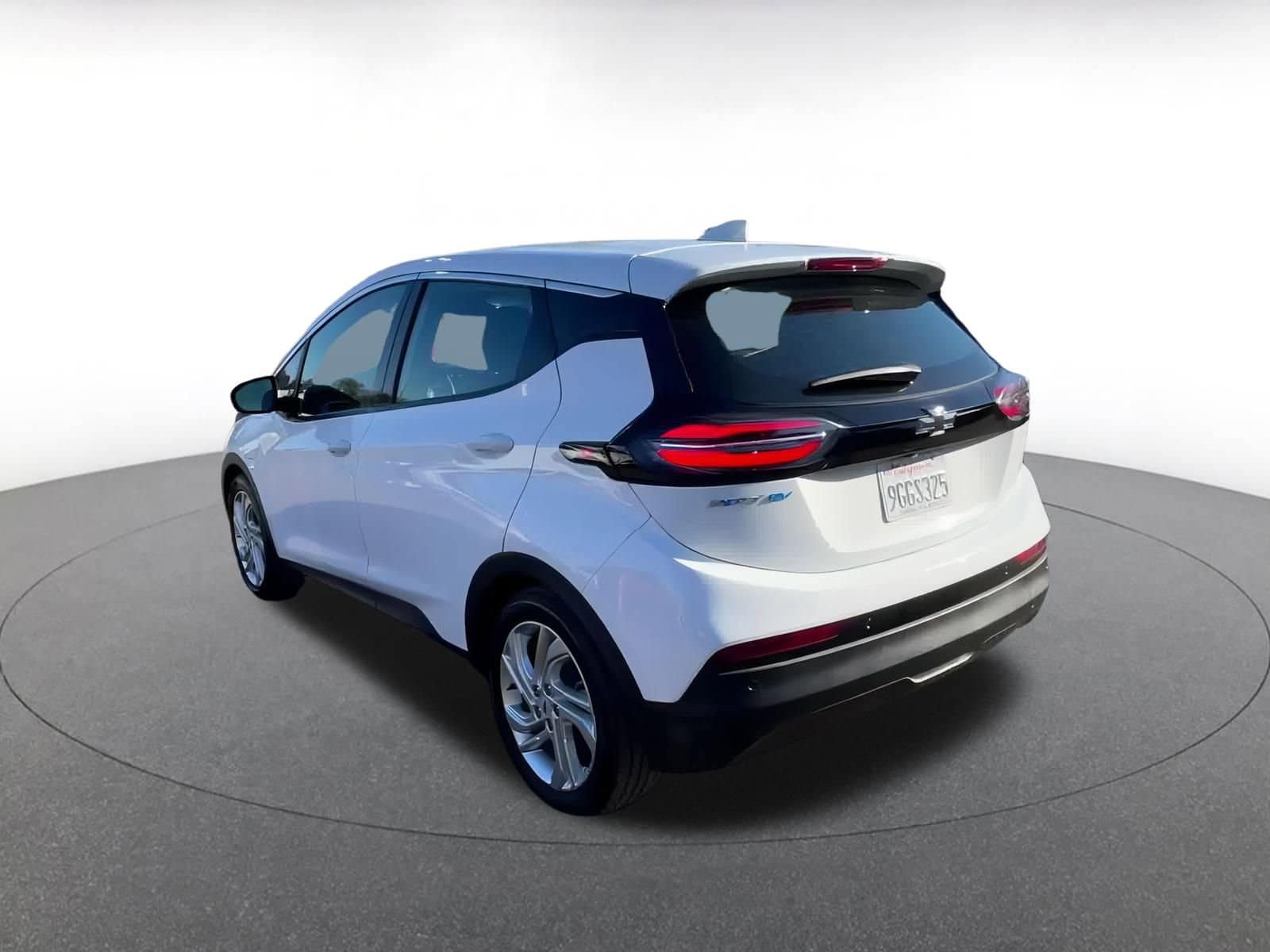 Thumbnail: 2023 Chevrolet Bolt EV - 11