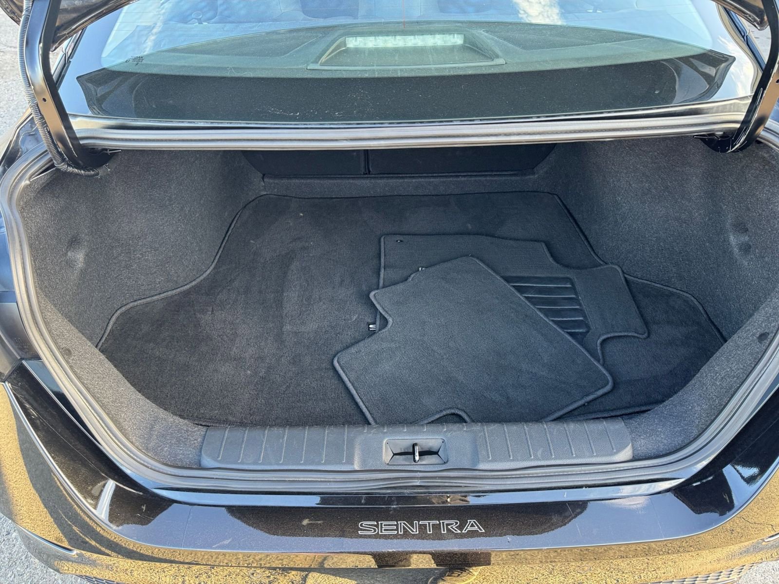 Thumbnail: 2024 Nissan Sentra - 29