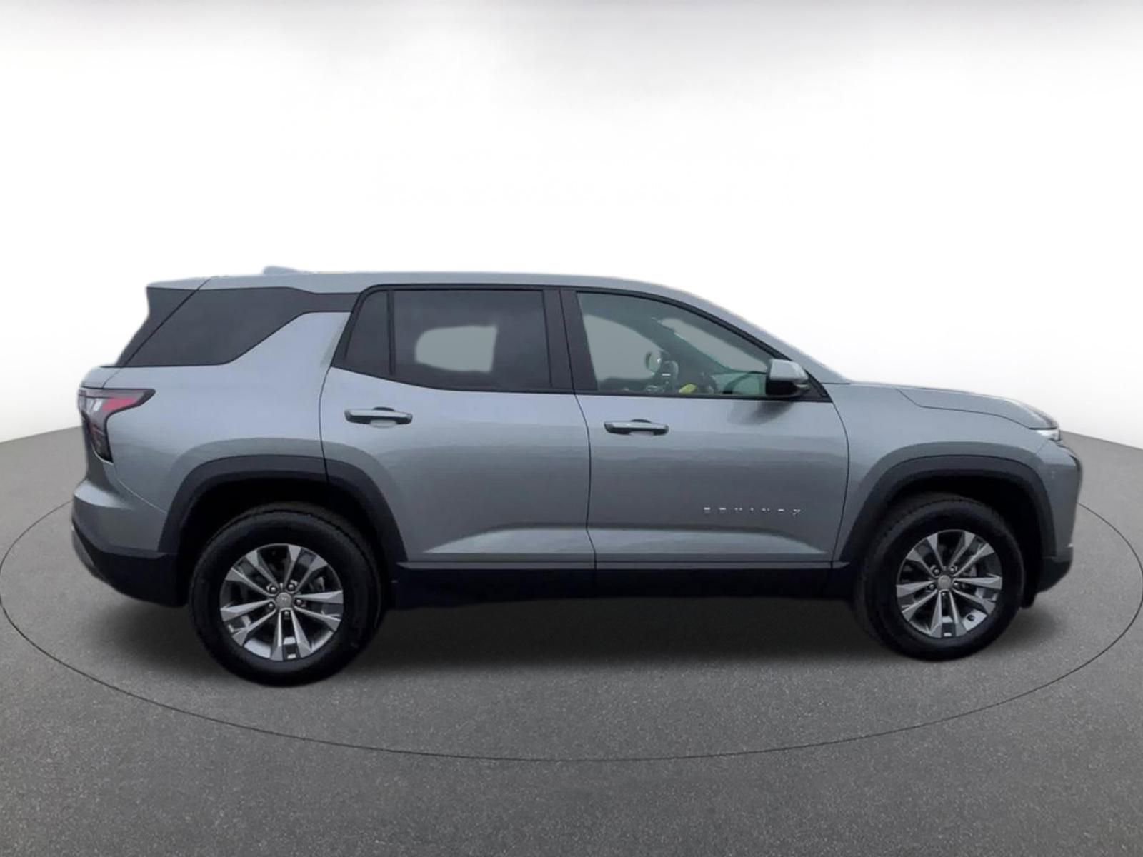 Thumbnail: 2025 Chevrolet Equinox - 16