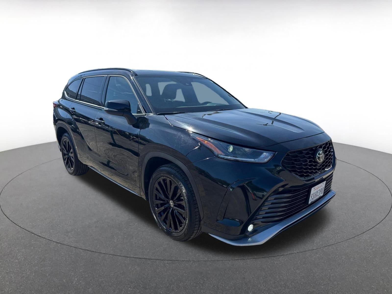 Thumbnail: 2025 Toyota Highlander - 1