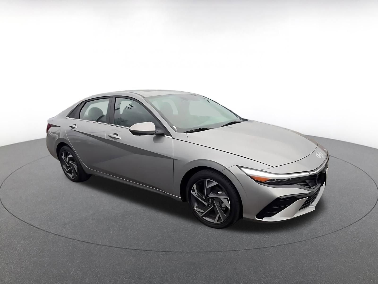 Thumbnail: 2025 Hyundai Elantra - 2