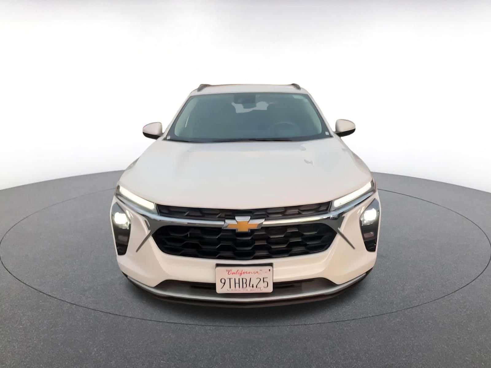 Thumbnail: 2025 Chevrolet Trax - 4