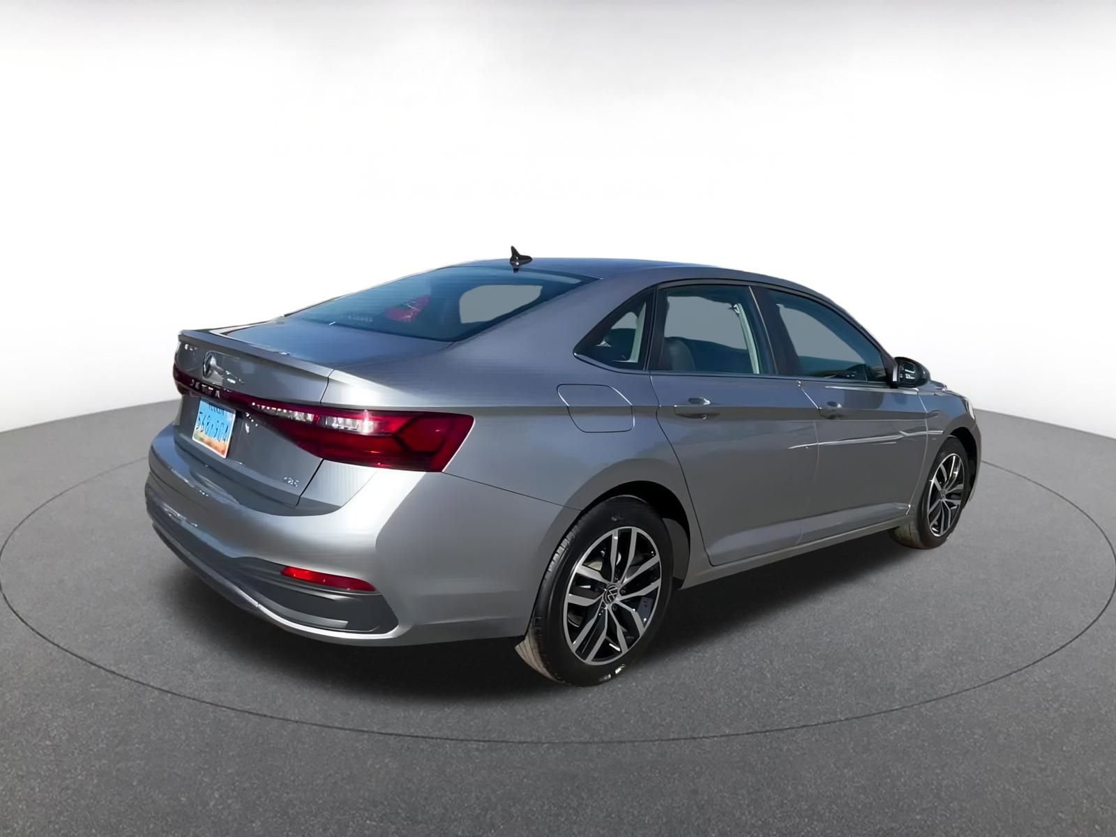 Thumbnail: 2025 Volkswagen Jetta - 15