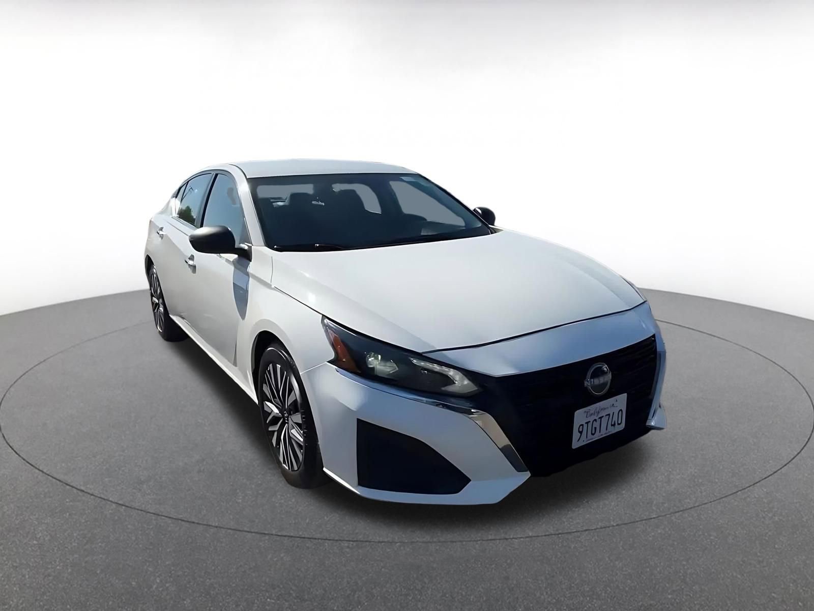 Thumbnail: 2025 Nissan Altima - 3