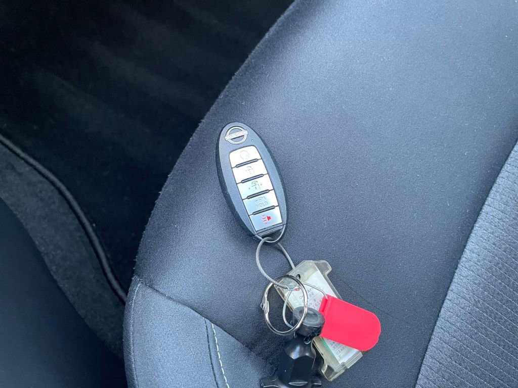 Thumbnail: 2025 Nissan Altima - 32