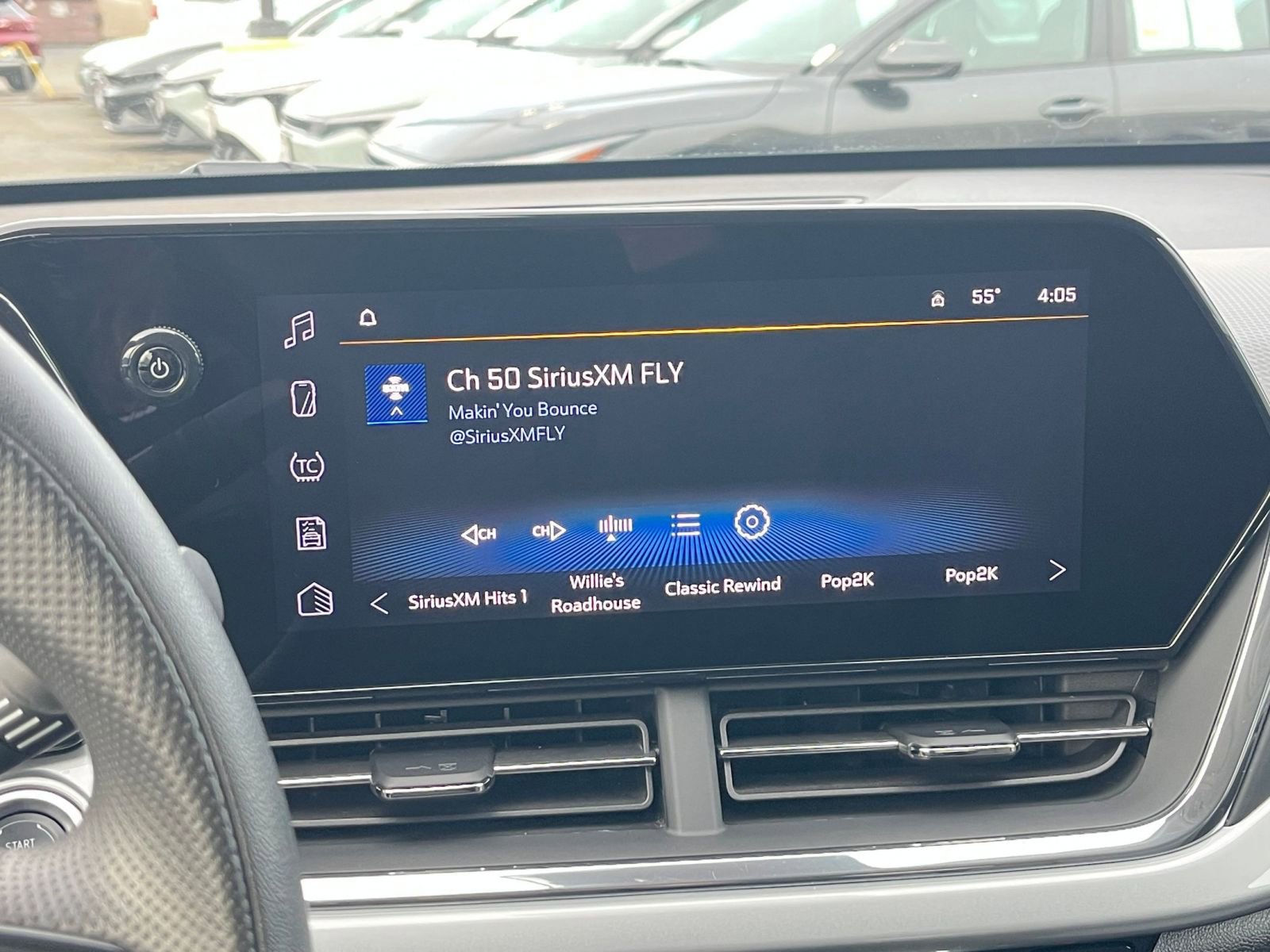 Thumbnail: 2025 Chevrolet Trax - 21