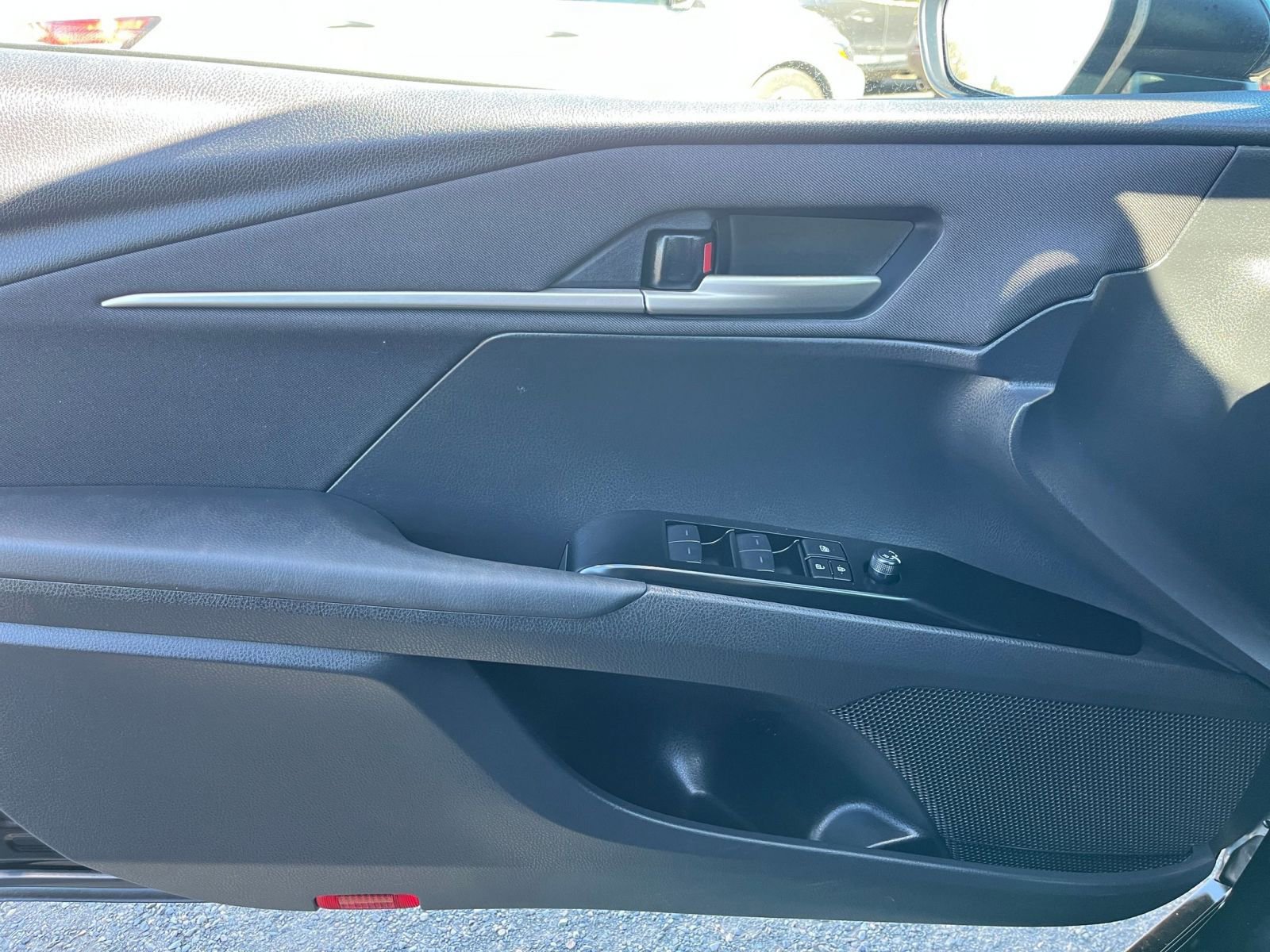 Thumbnail: 2025 Toyota Camry - 20