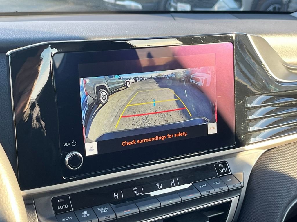 Thumbnail: 2025 Toyota Camry - 25