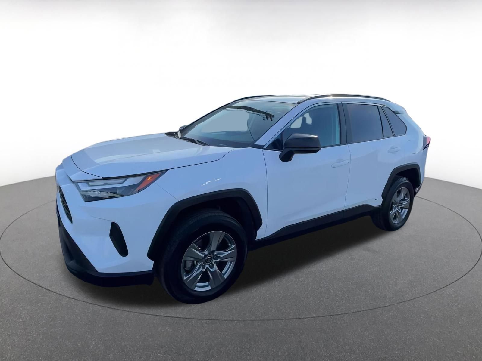 Thumbnail: 2025 Toyota RAV4 - 8