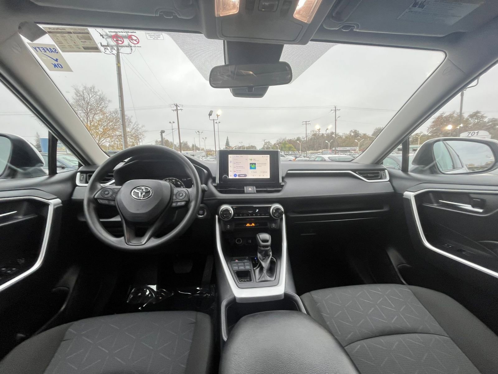 Thumbnail: 2025 Toyota RAV4 - 34