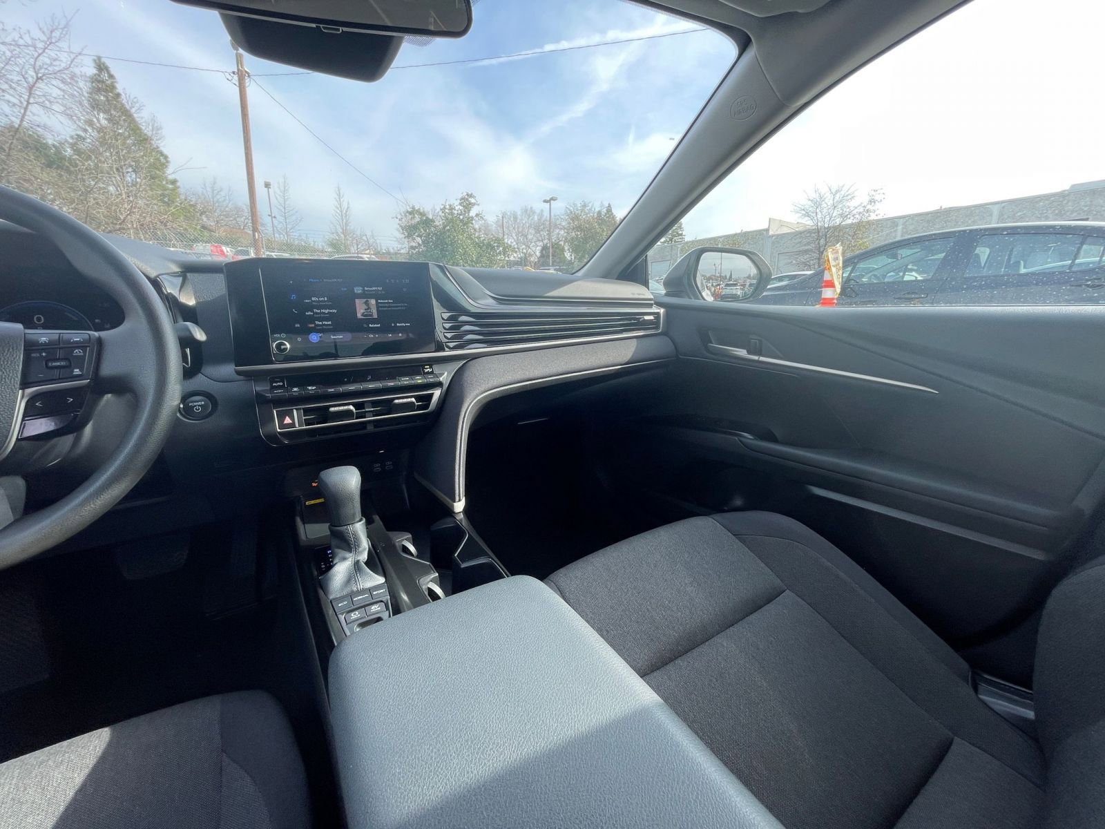 Thumbnail: 2025 Toyota Camry - 34