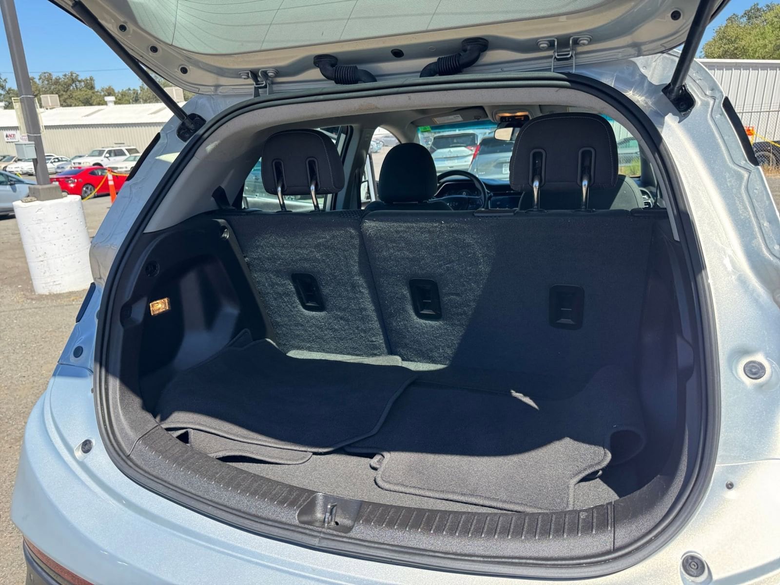 Thumbnail: 2023 Chevrolet Bolt EV - 32