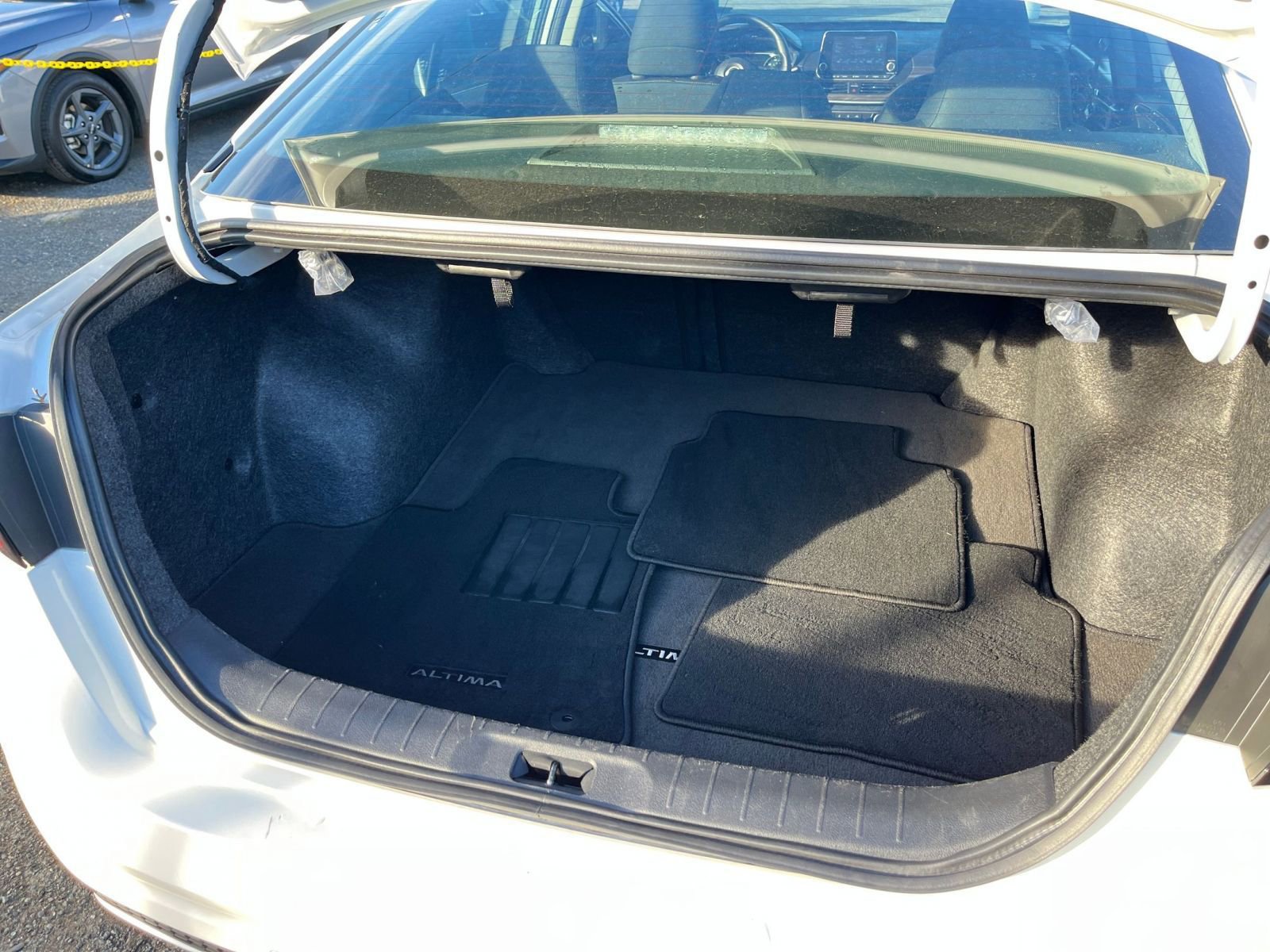 Thumbnail: 2025 Nissan Altima - 30