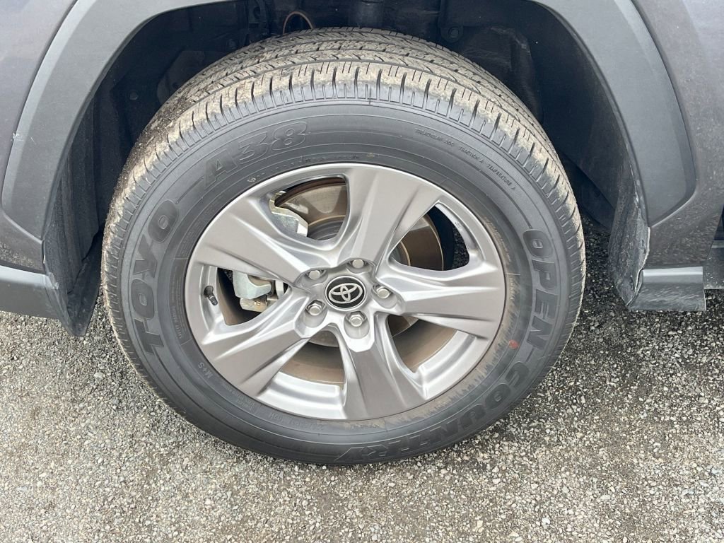 Thumbnail: 2025 Toyota RAV4 - 17