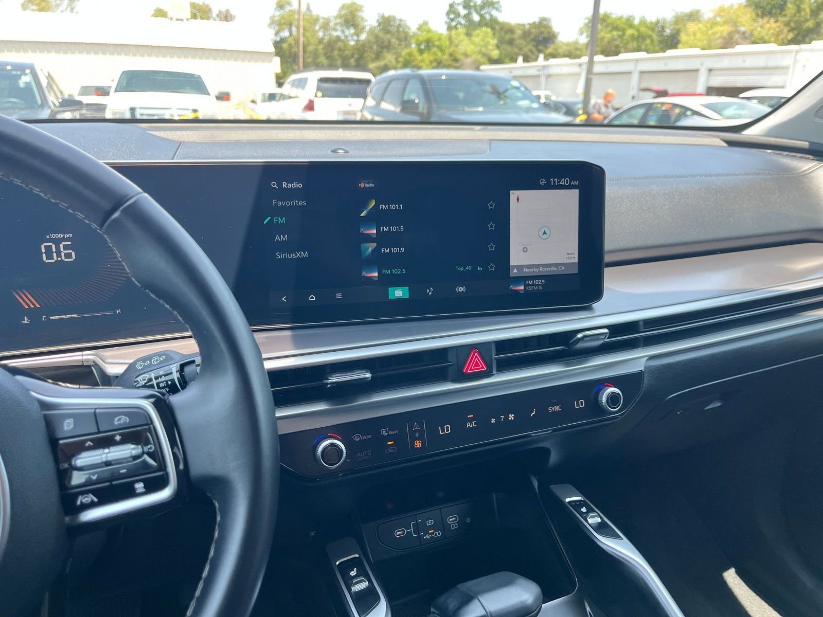 2024 Kia Sorento S 18