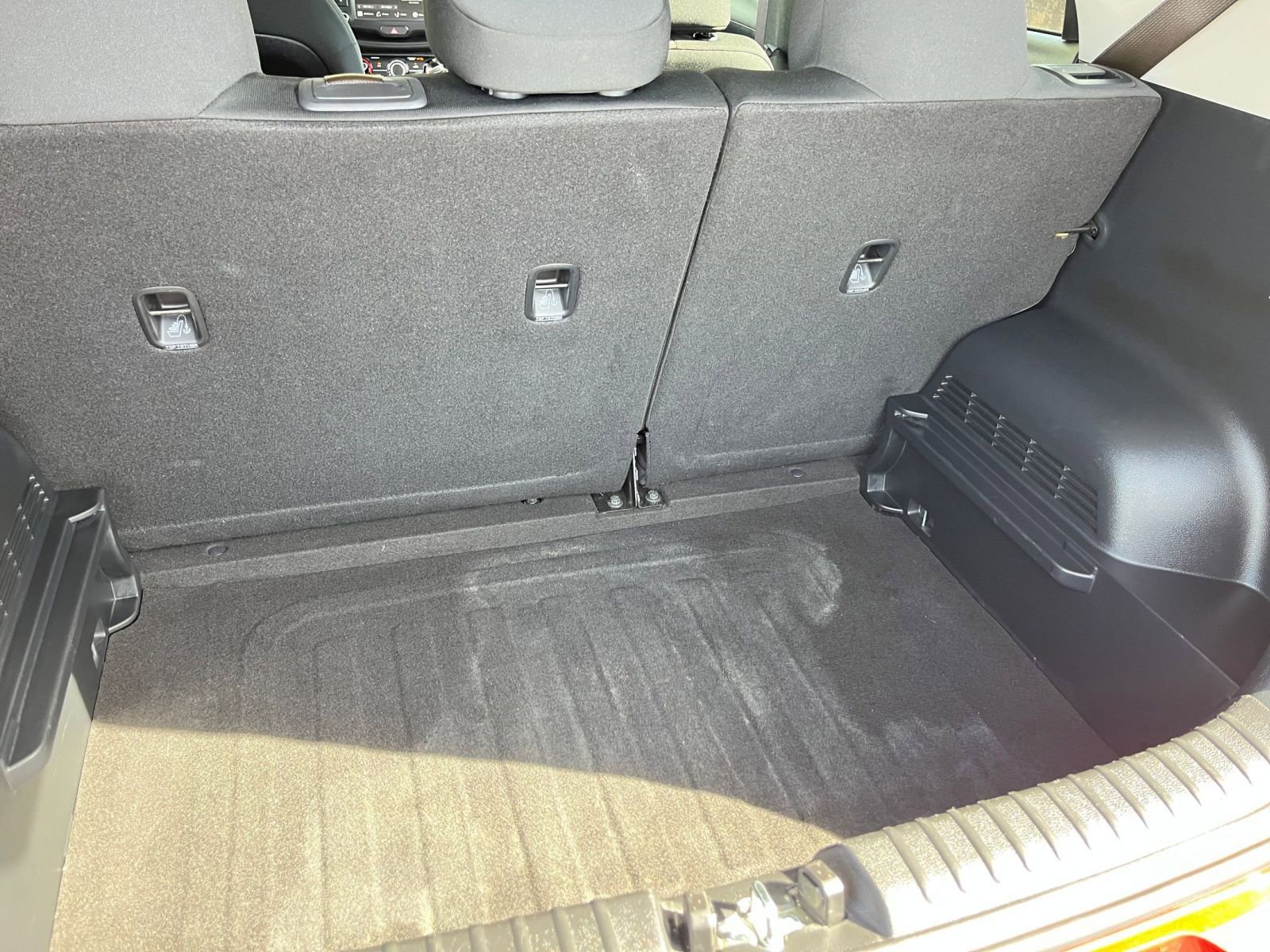 Thumbnail: 2025 Kia Soul - 29