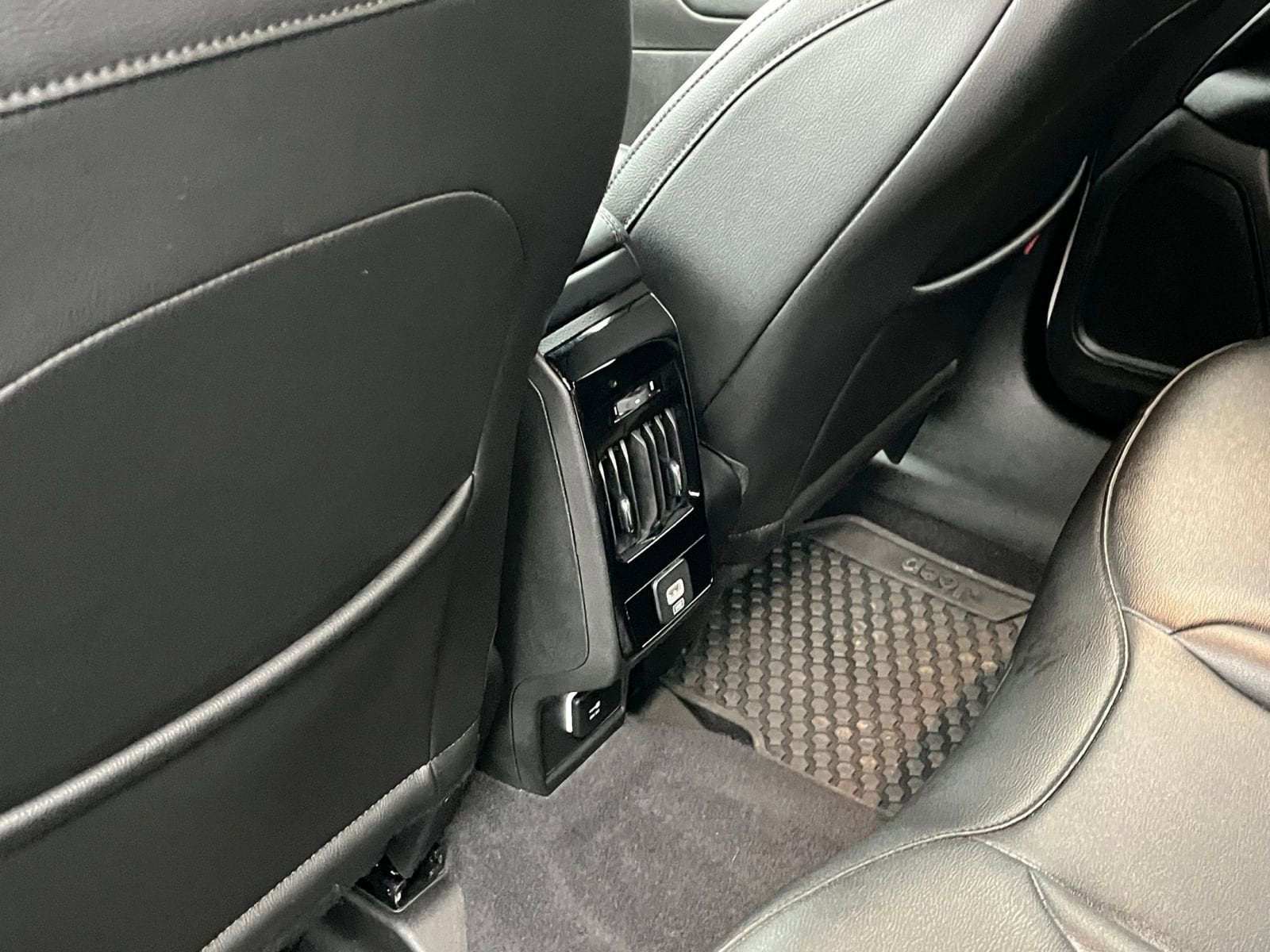 Thumbnail: 2025 Jeep Compass - 23