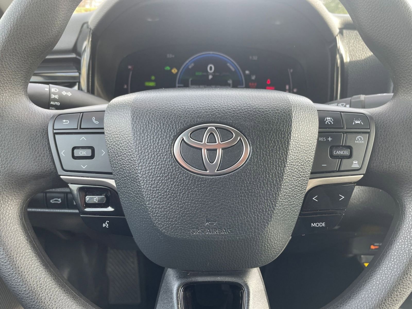 Thumbnail: 2025 Toyota Camry - 27