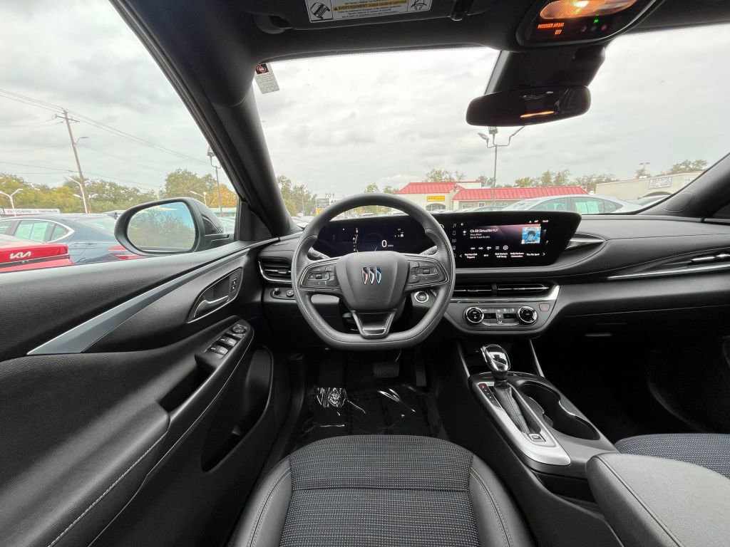 Thumbnail: 2025 Buick Envista - 35