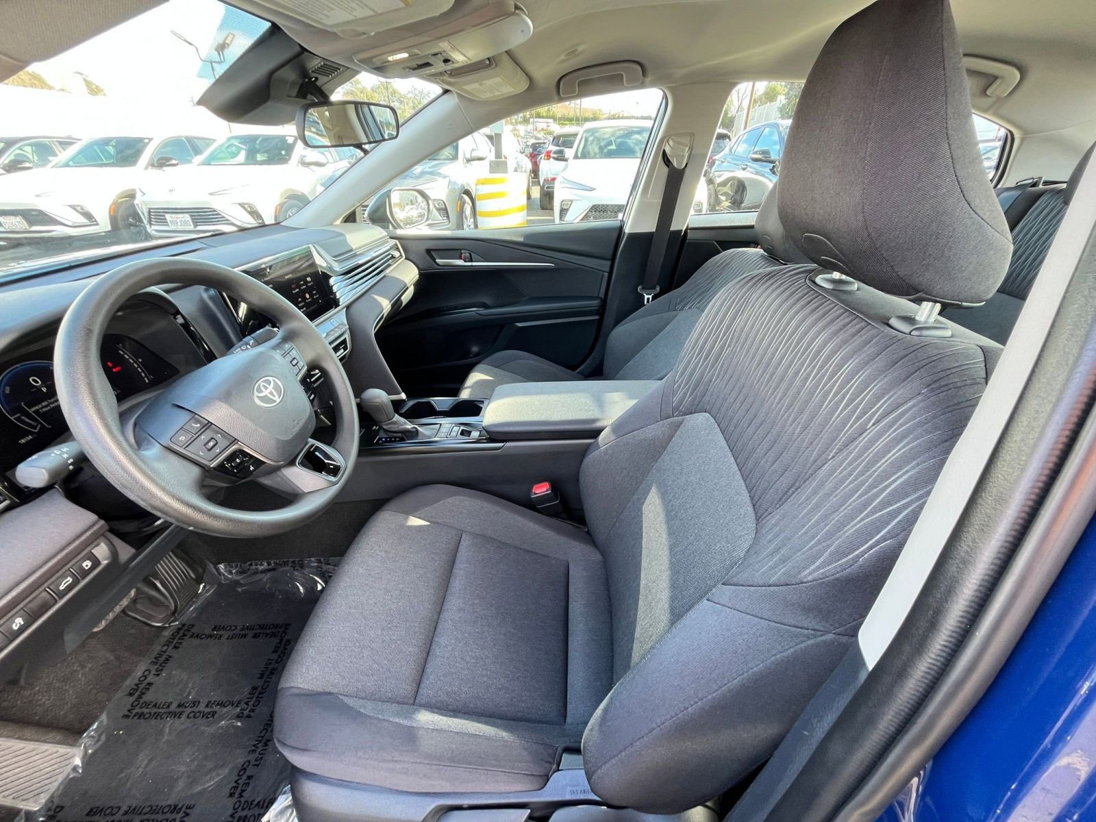 Thumbnail: 2025 Toyota Camry - 25