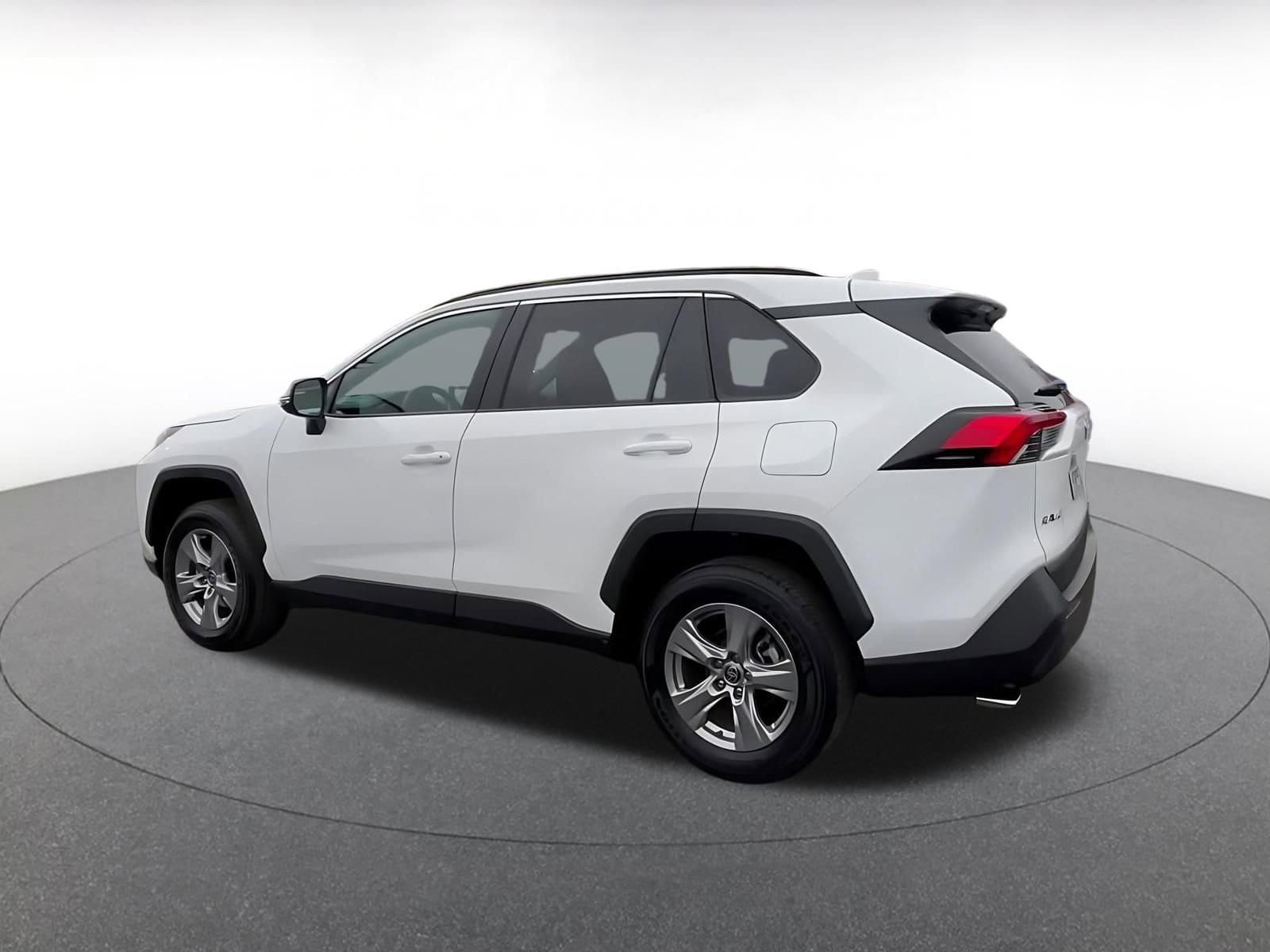 Thumbnail: 2025 Toyota RAV4 - 10