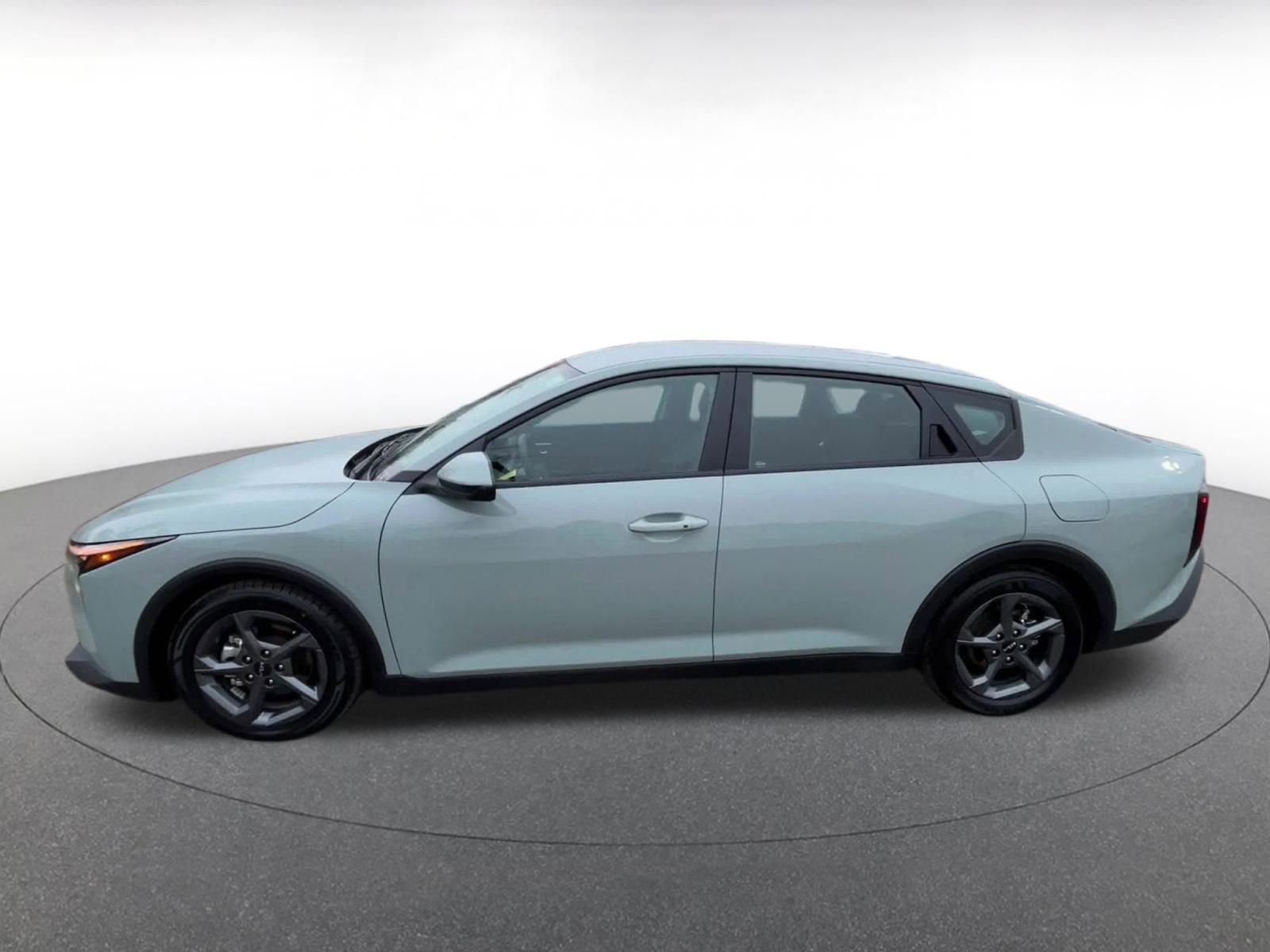 Thumbnail: 2025 Kia K4 - 9