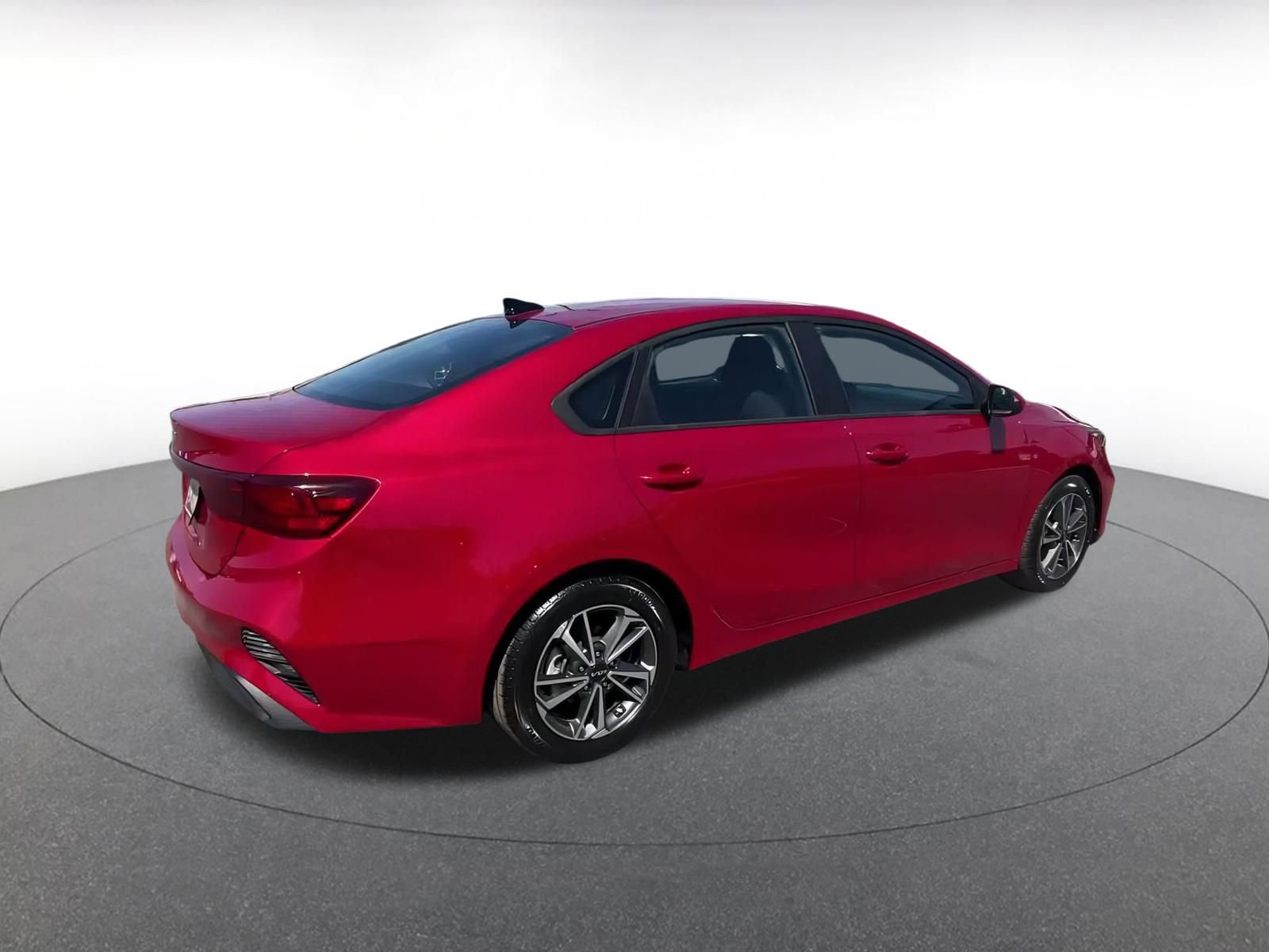 Thumbnail: 2023 Kia Forte - 15