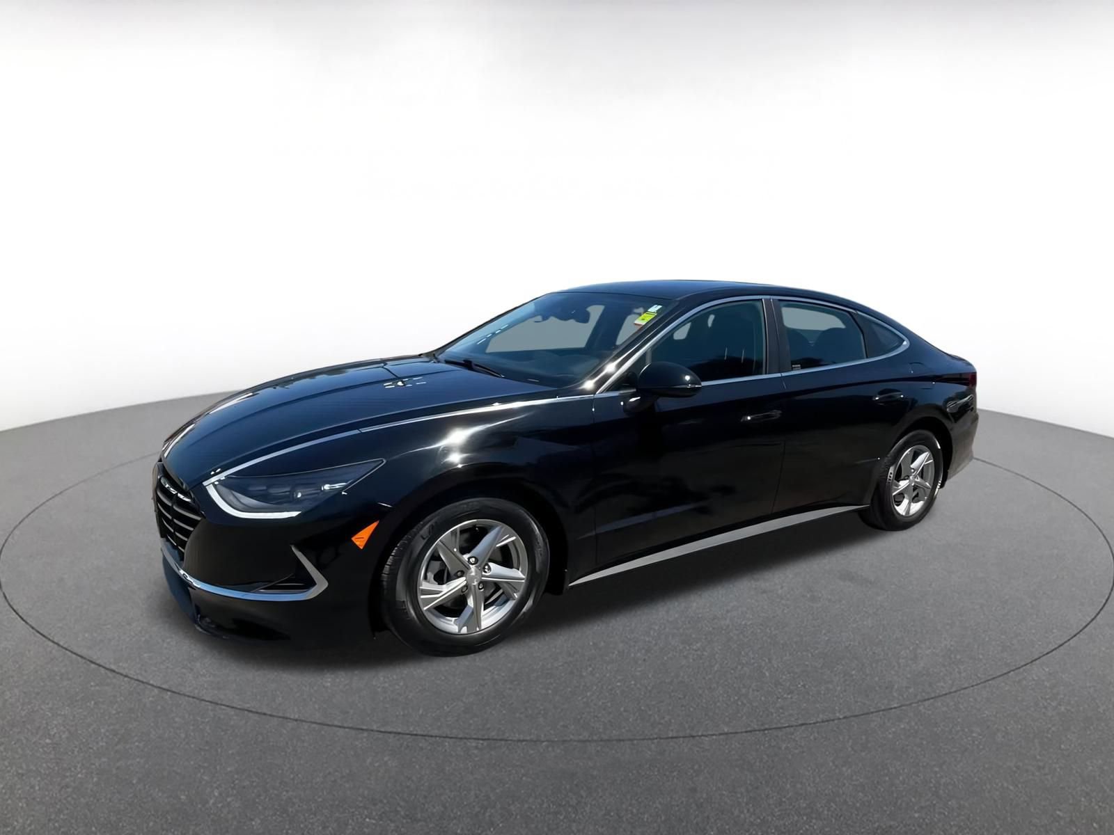 Thumbnail: 2023 Hyundai Sonata - 7