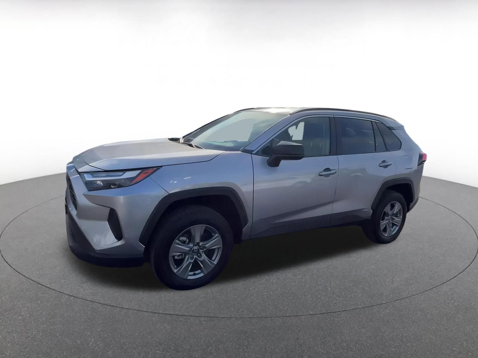 Thumbnail: 2025 Toyota RAV4 - 8