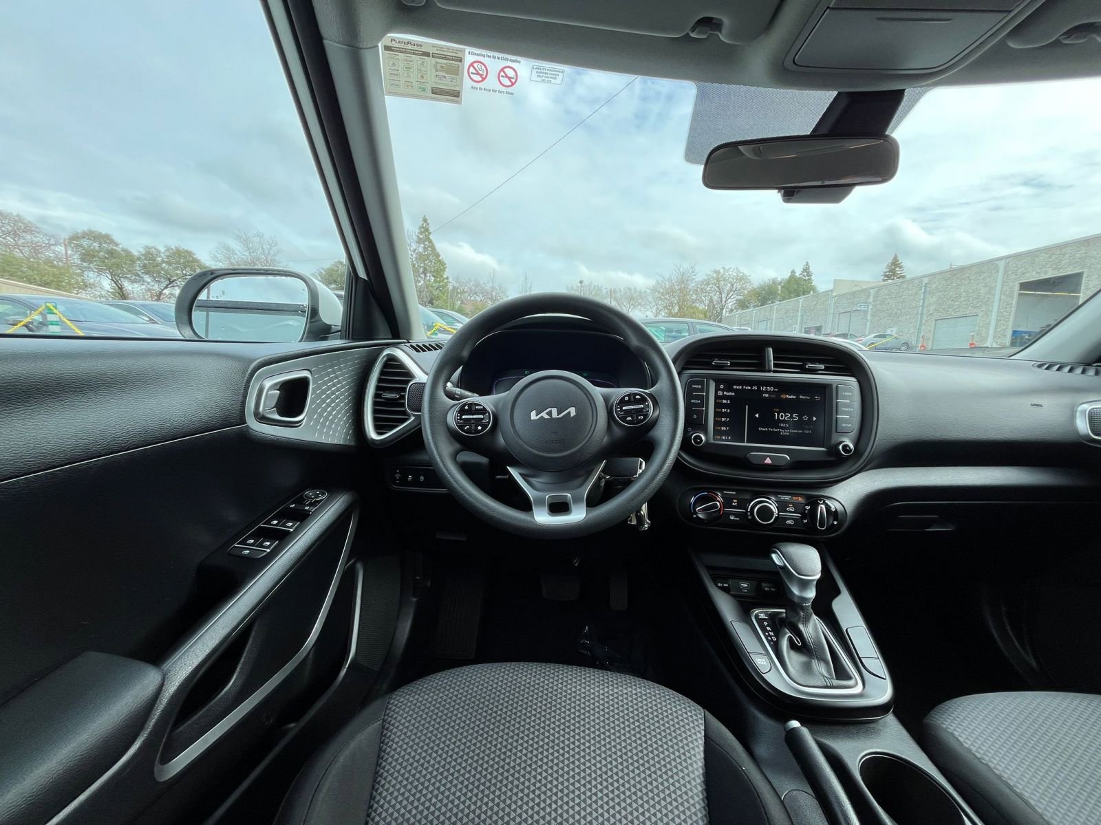 Thumbnail: 2025 Kia Soul - 32