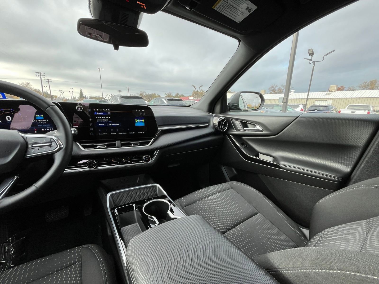 Thumbnail: 2025 Chevrolet Equinox - 34