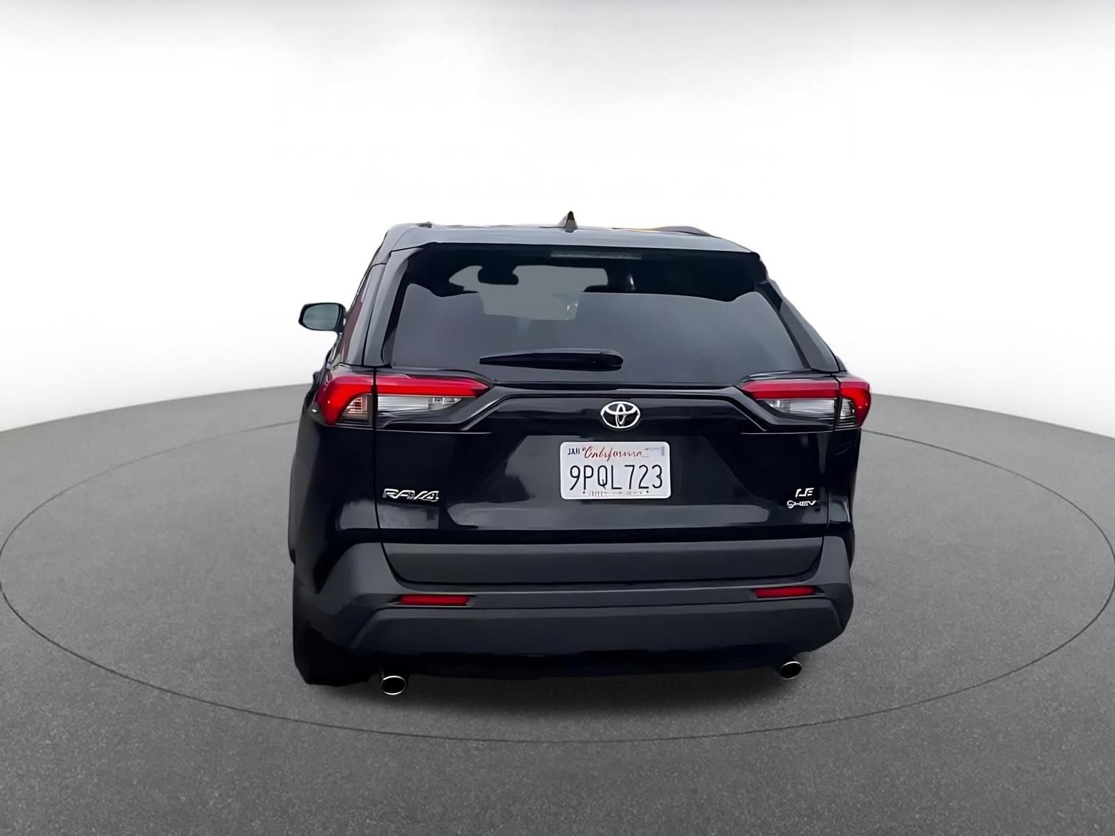 Thumbnail: 2025 Toyota RAV4 - 12