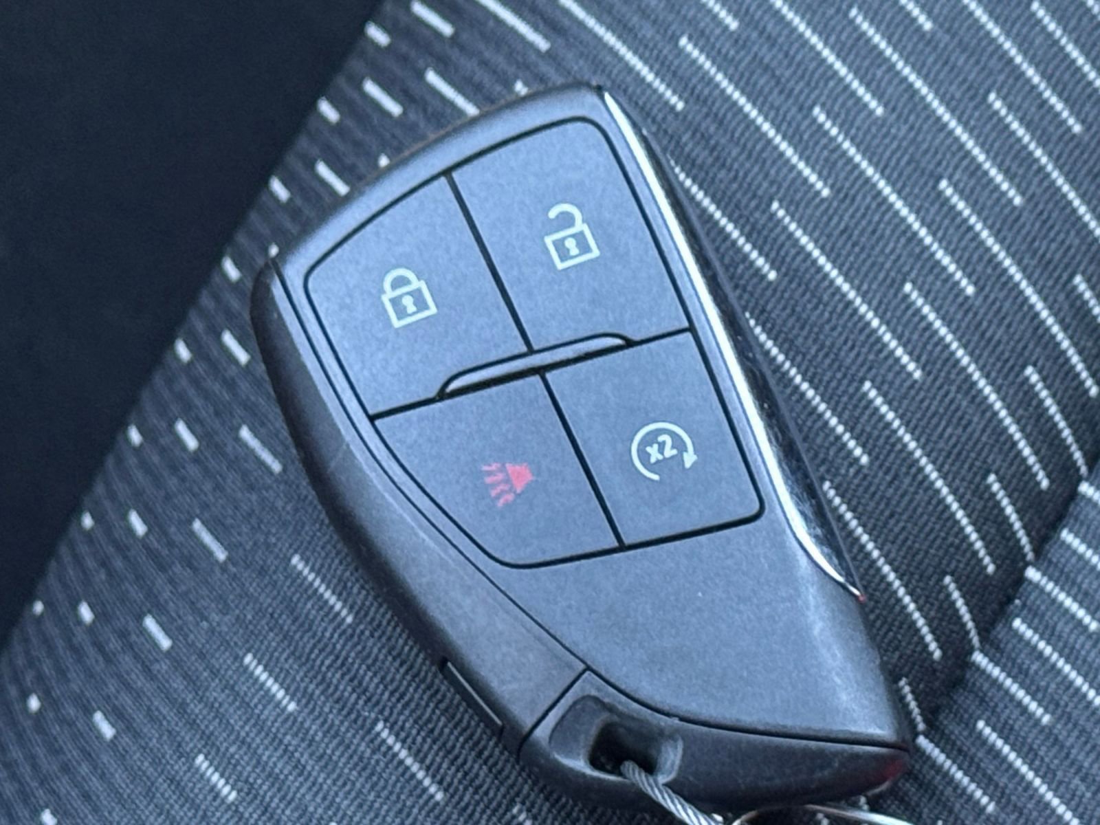 Thumbnail: 2025 Chevrolet Equinox - 25