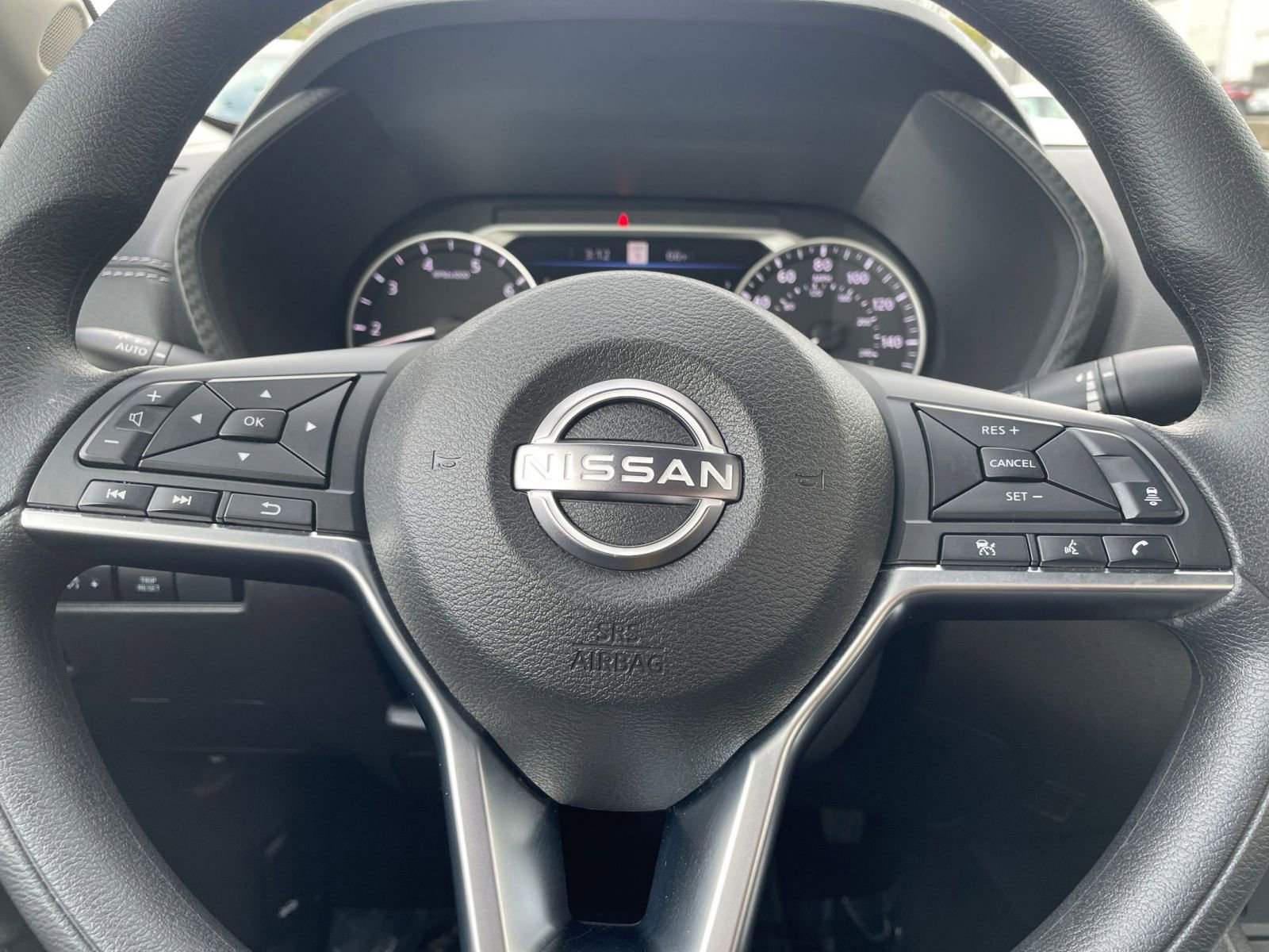 Thumbnail: 2025 Nissan Sentra - 25