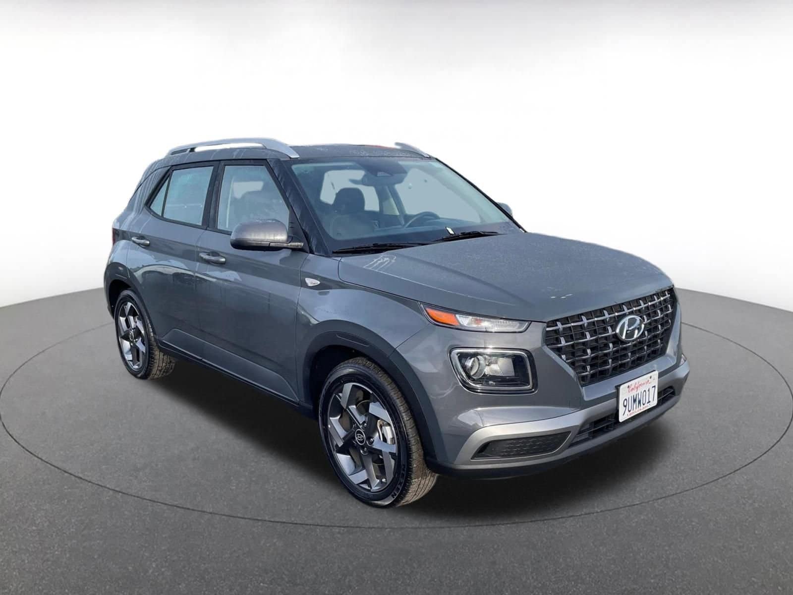 Thumbnail: 2025 Hyundai Venue - 1