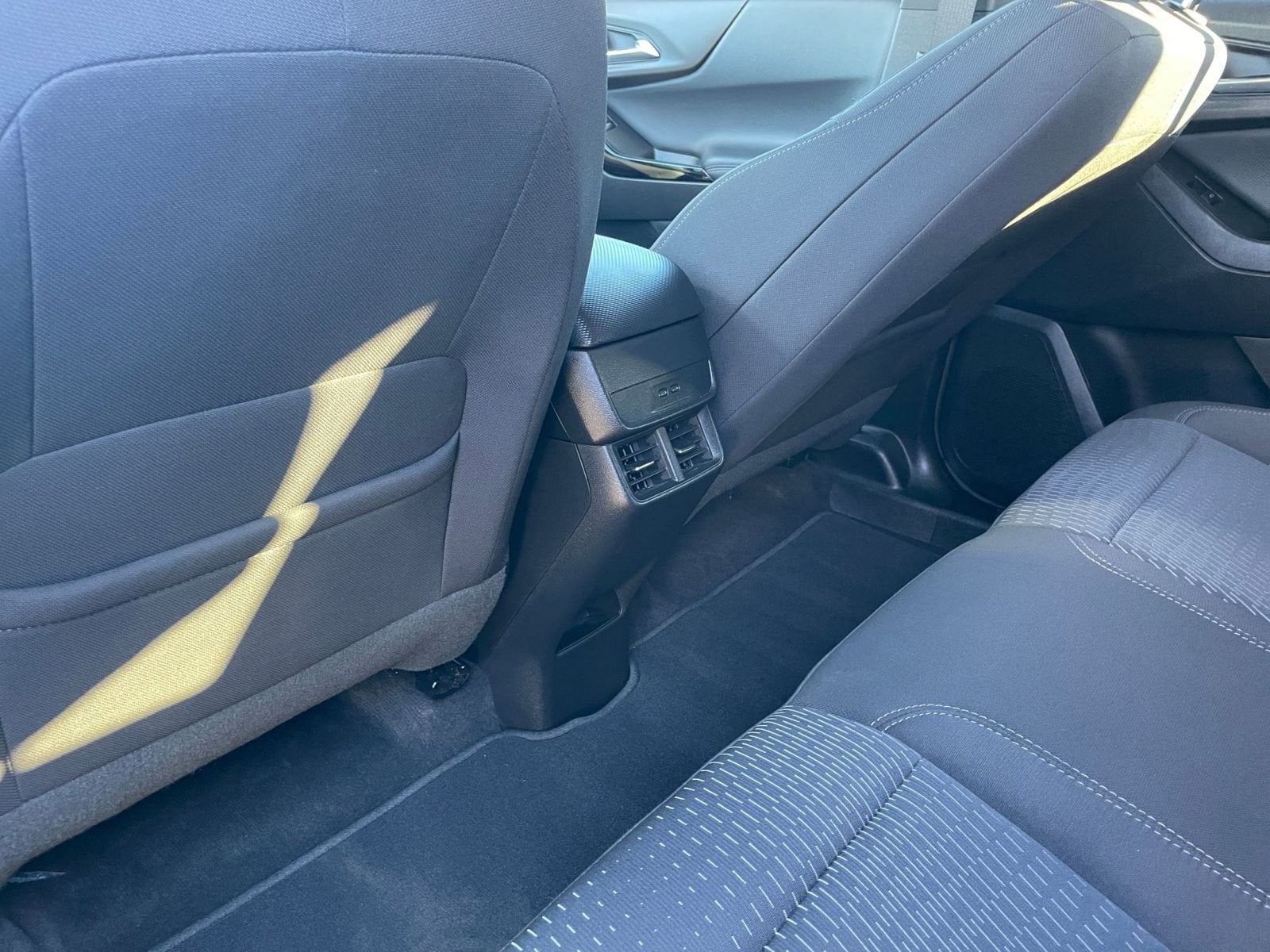 Thumbnail: 2025 Chevrolet Equinox - 23