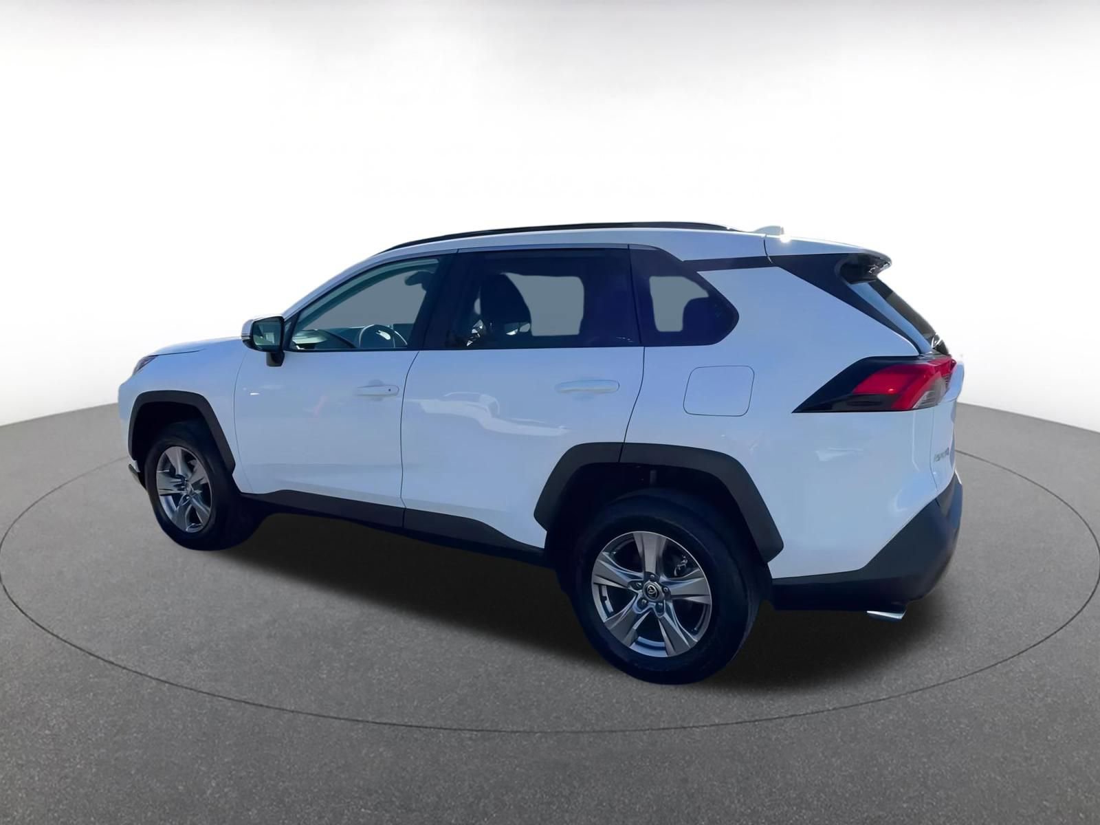 Thumbnail: 2025 Toyota RAV4 - 10