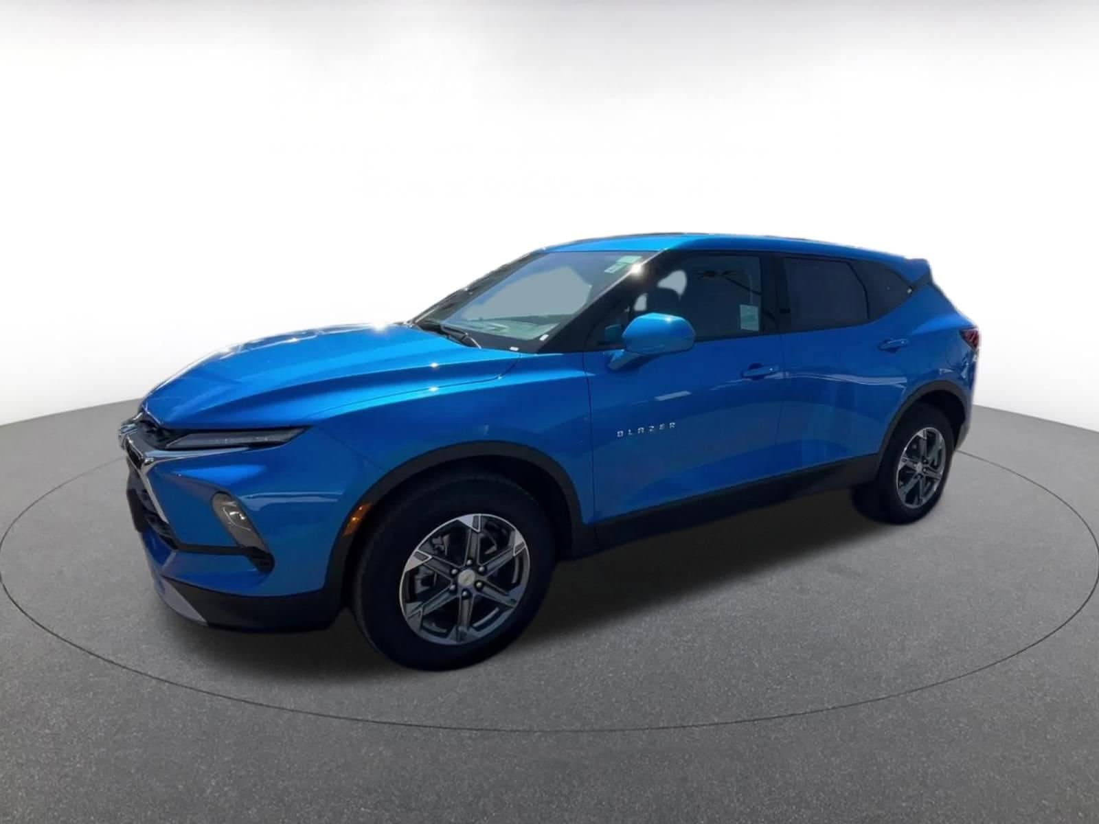 Thumbnail: 2025 Chevrolet Blazer - 8