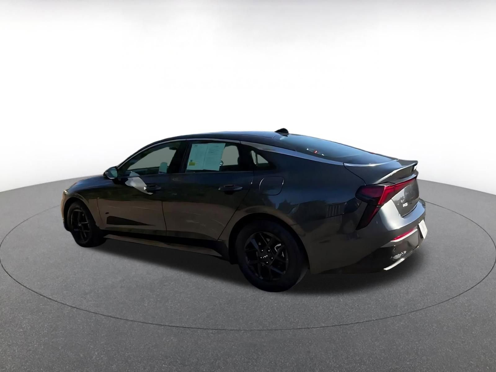 Thumbnail: 2025 Kia K5 - 10