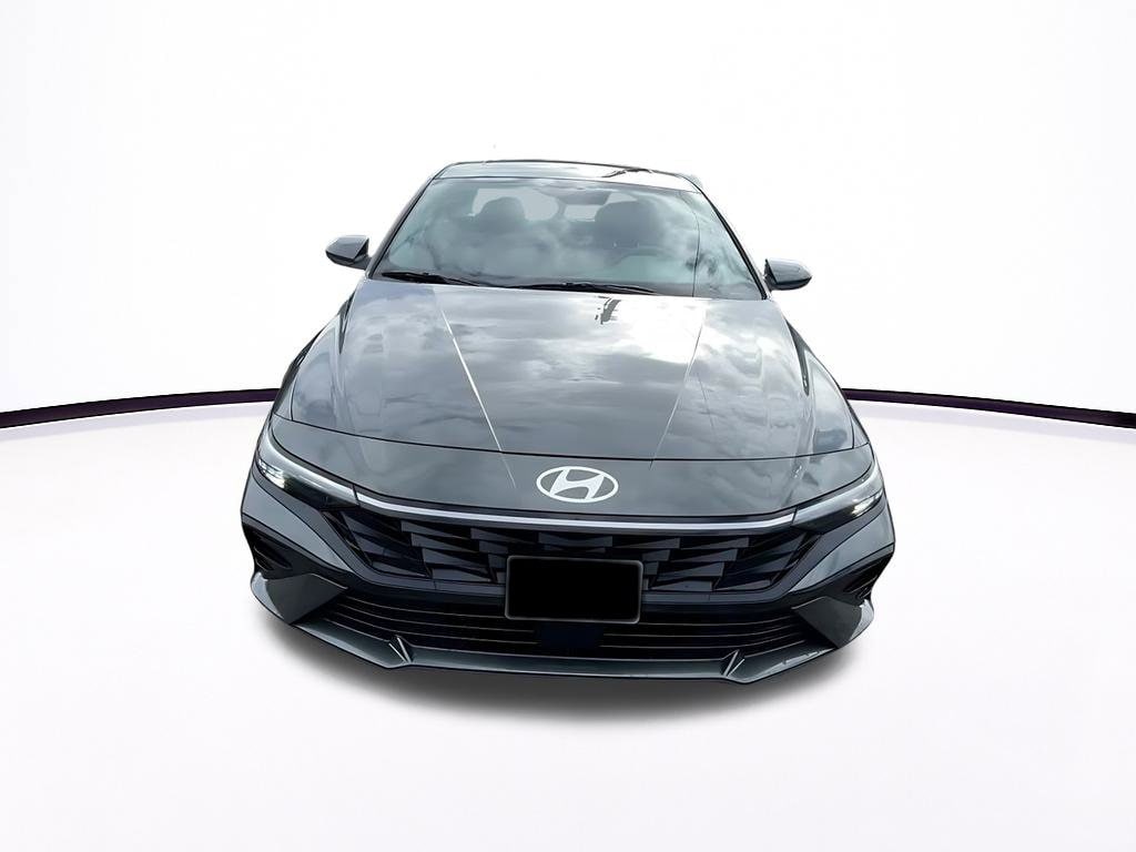 Thumbnail: 2025 Hyundai Elantra - 4