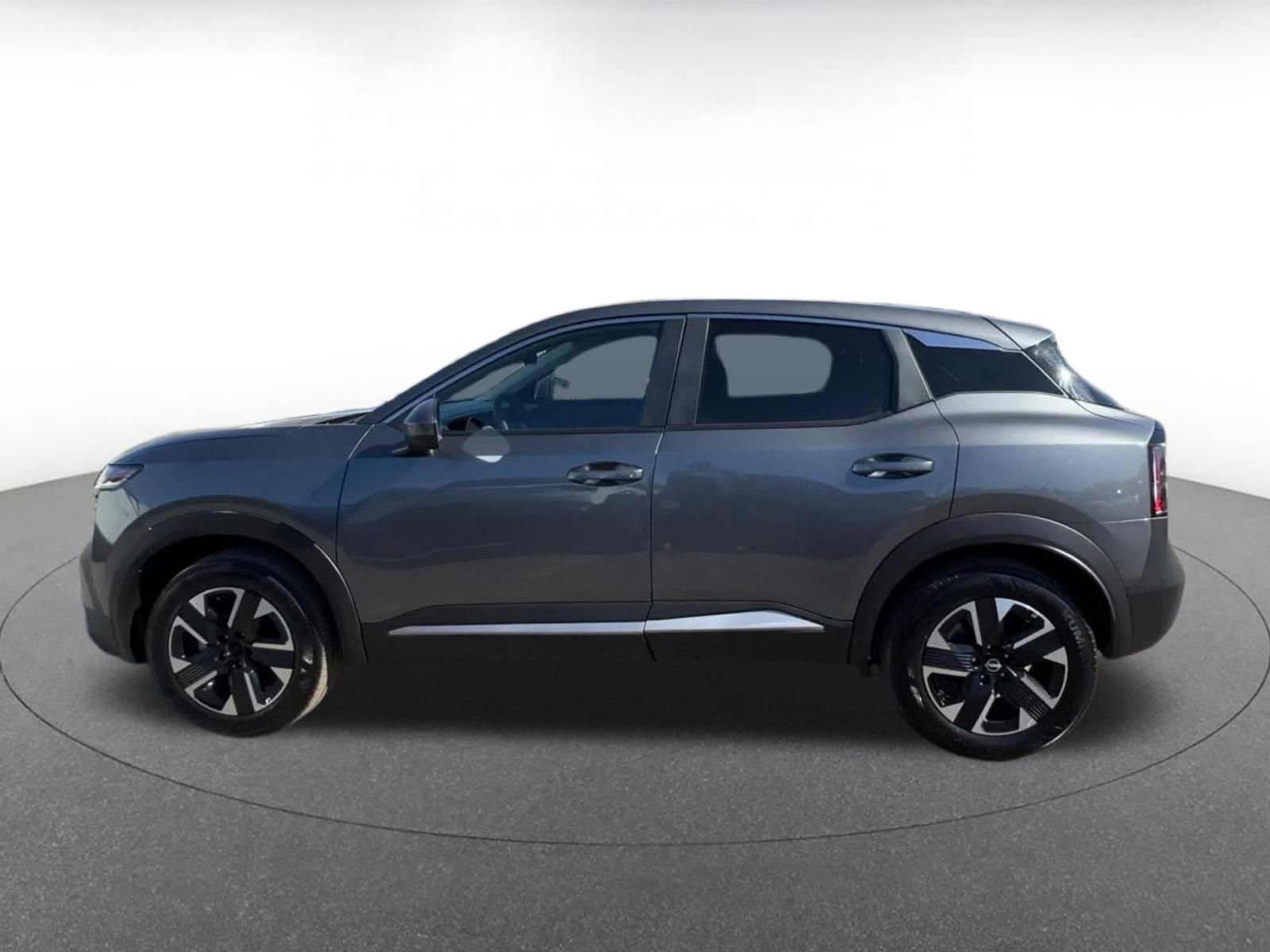 Thumbnail: 2025 Nissan Kicks - 9