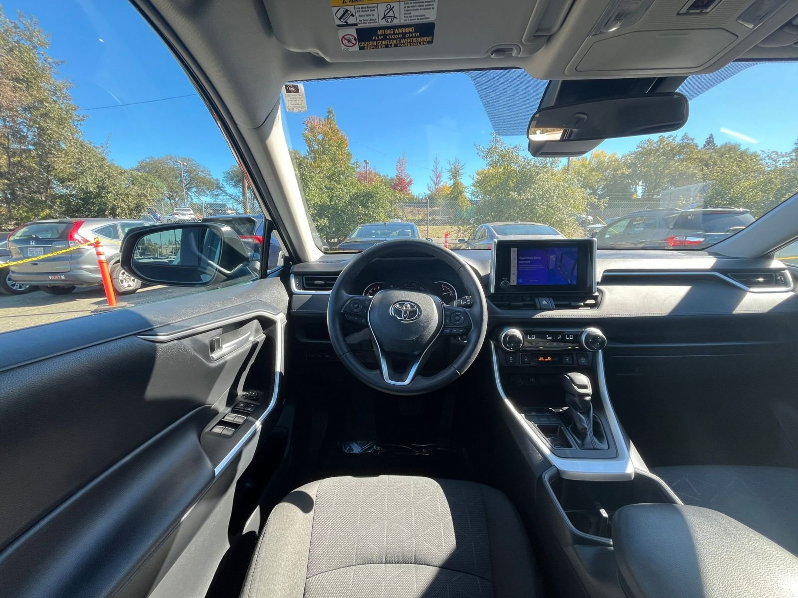 Thumbnail: 2025 Toyota RAV4 - 34