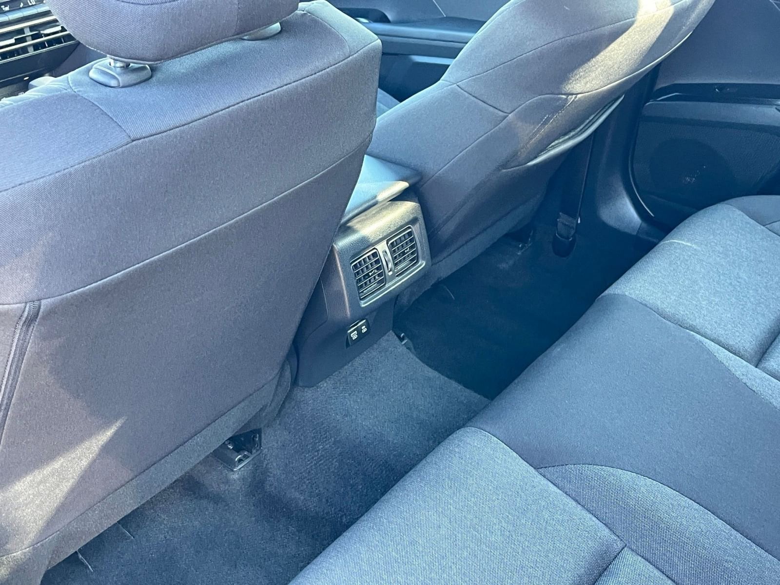 Thumbnail: 2025 Toyota Camry - 23