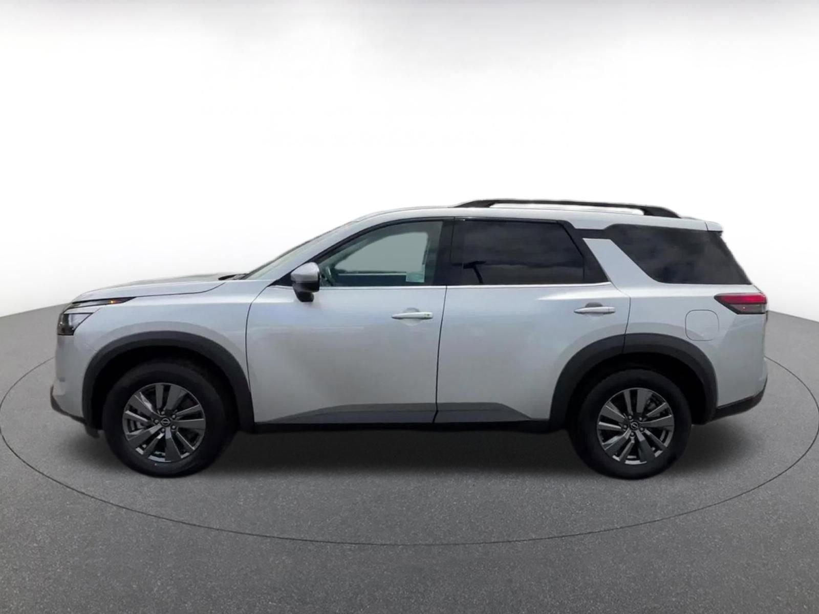 Thumbnail: 2025 Nissan Pathfinder - 9